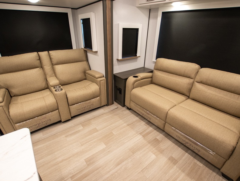 2026 Keystone Bullet Crossfire 287RLS, $ 42,999