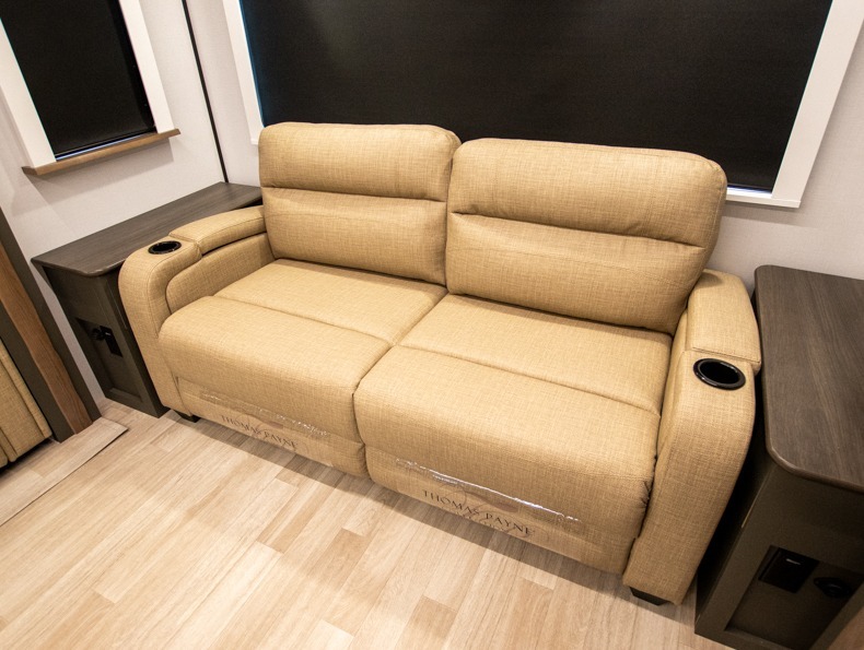 2026 Keystone Bullet Crossfire 287RLS, $ 42,999