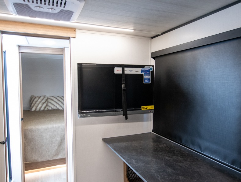 2026 Keystone Reign 19RK, $ 26,999
