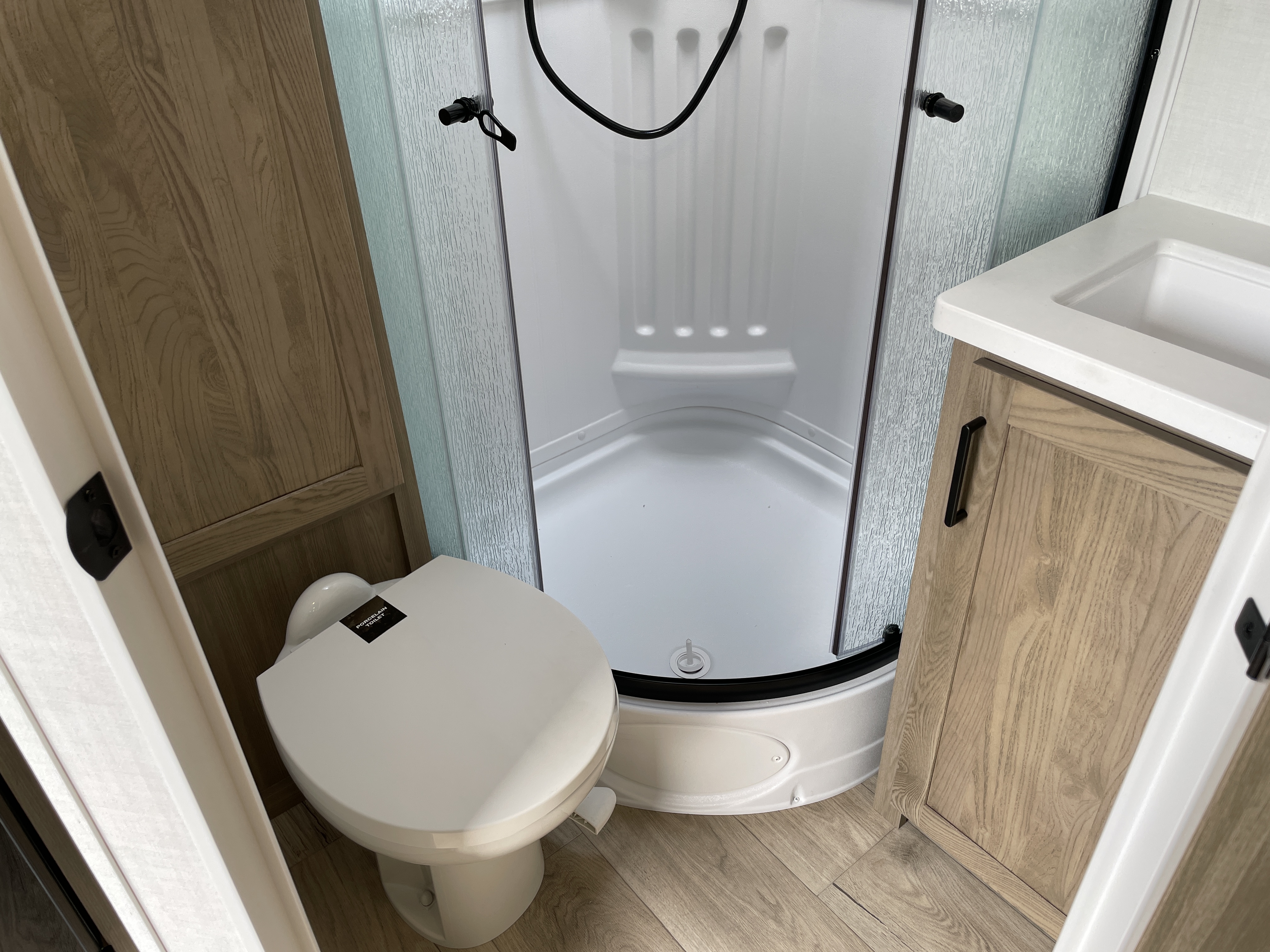 2027 Forest River Rockwood Mini Lite 2205S, $ 39,950