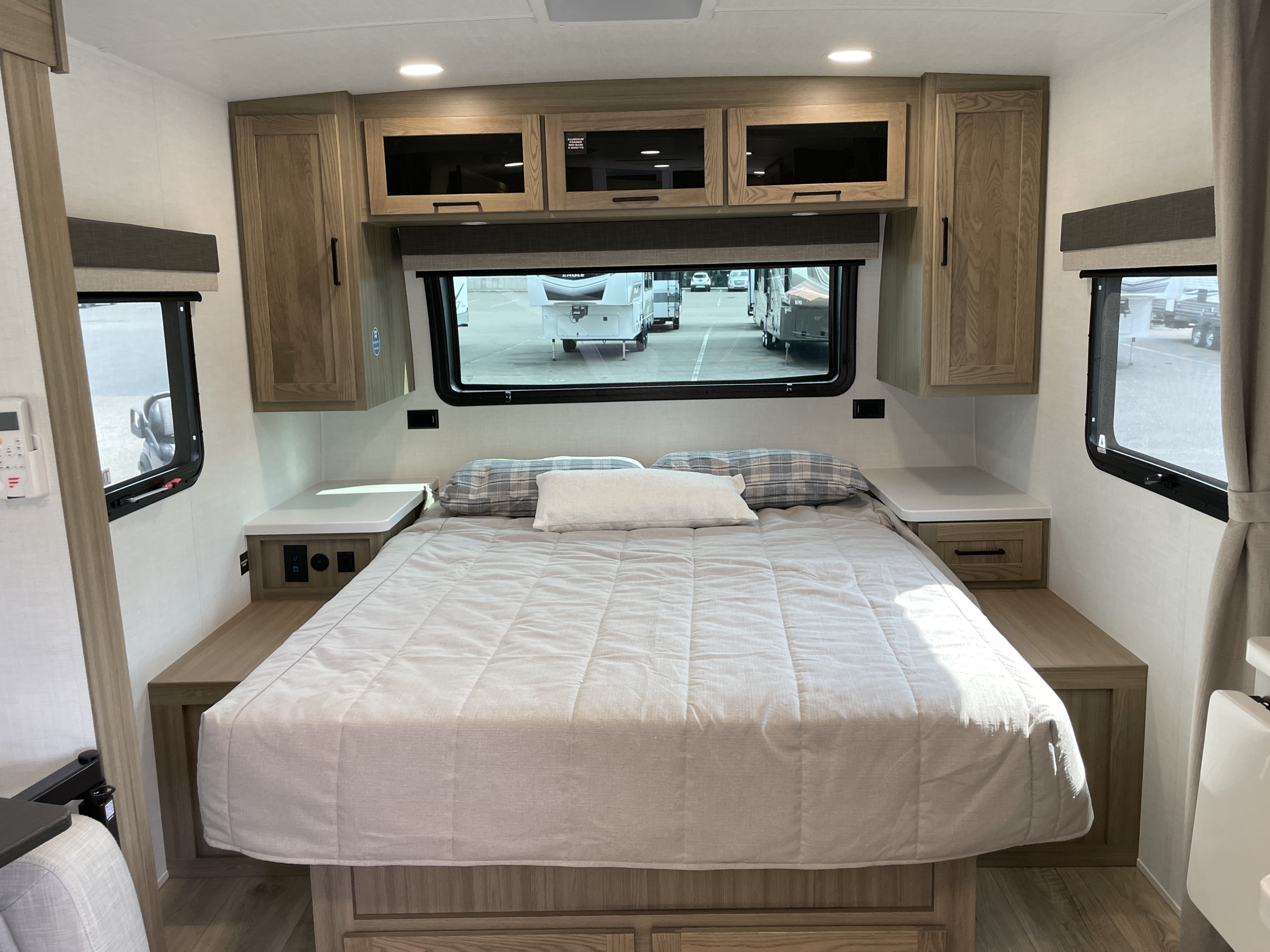 2027 Forest River Rockwood Mini Lite 2205S, $ 39,950