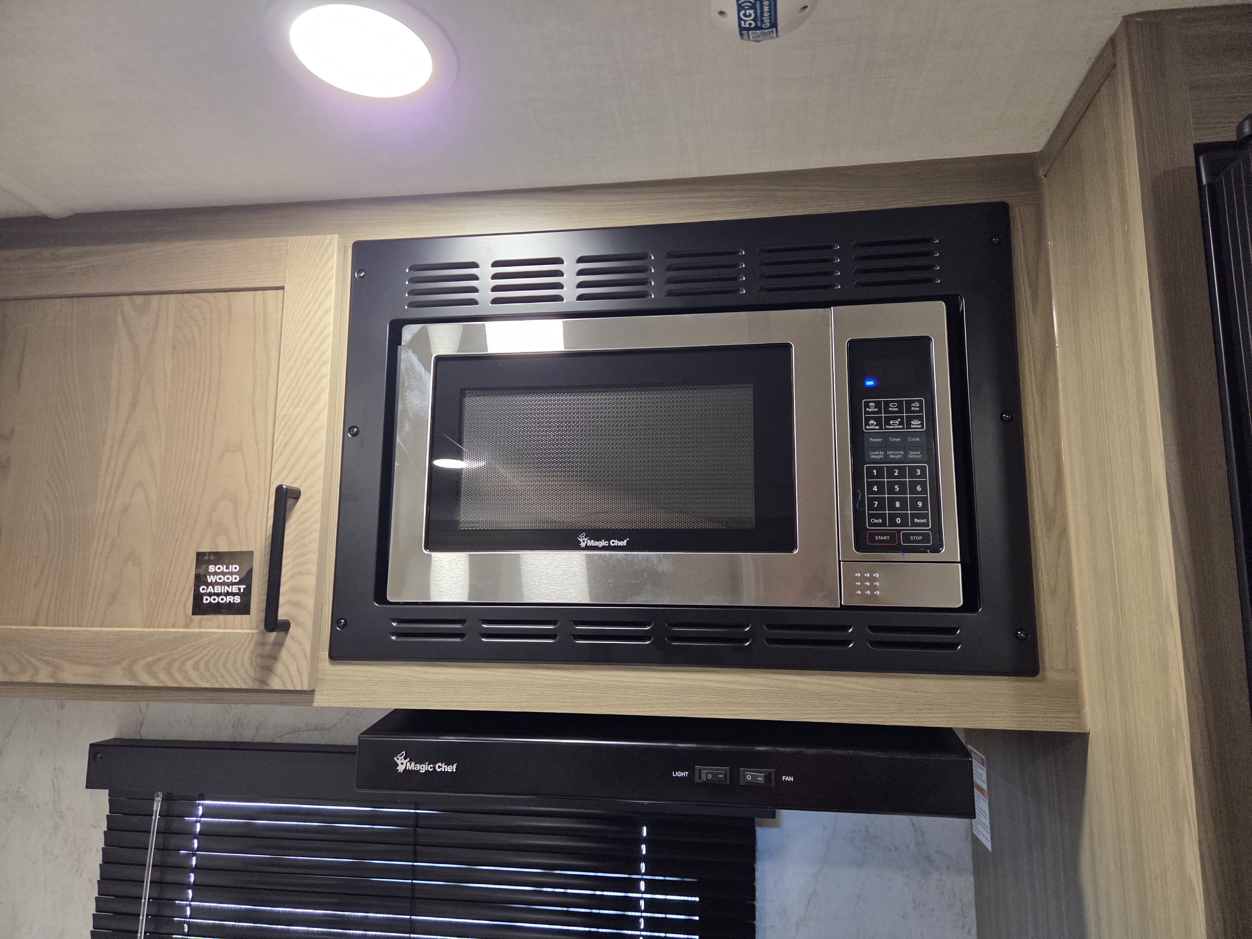 2027 Forest River Rockwood Ultra Lite 2706BH, $ 49,990