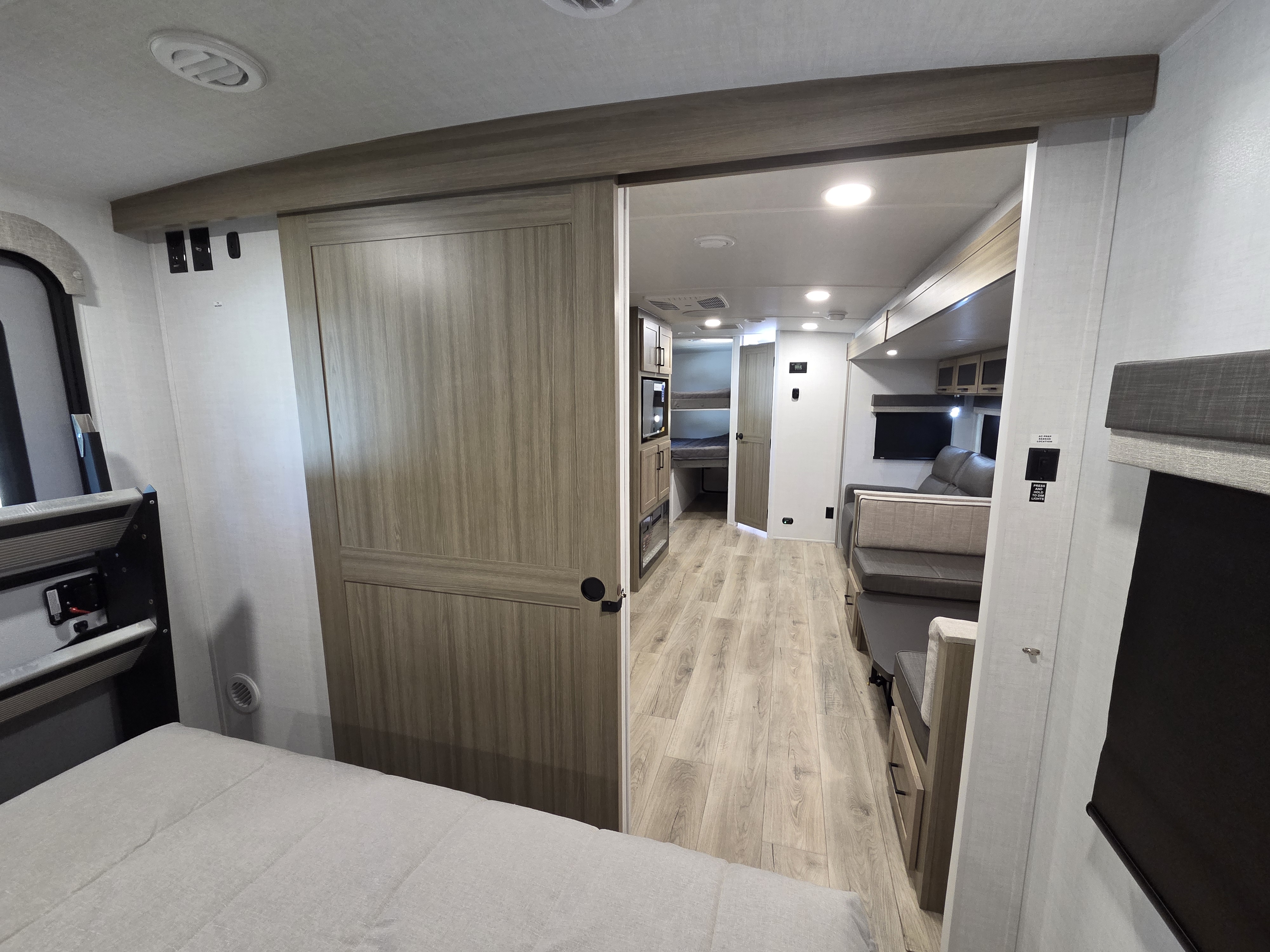 2027 Forest River Rockwood Ultra Lite 2706BH, $ 49,990
