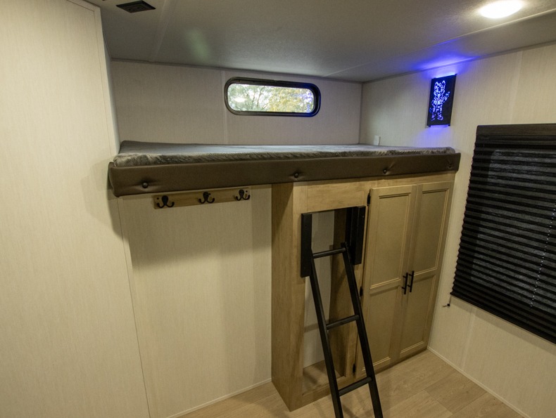 2026 Forest River Cherokee Wolf Den 304SR, $ 37,999