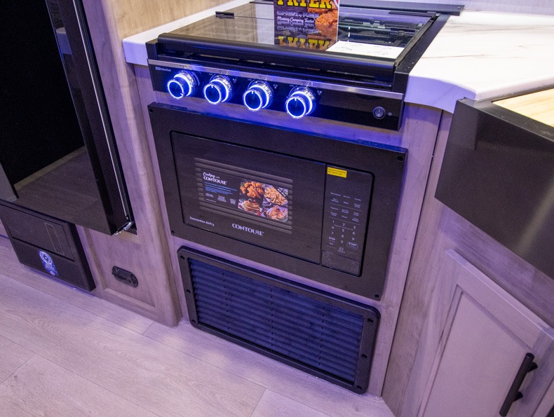 2026 Forest River Cherokee Grey Wolf Travel Traile, $ 28,999