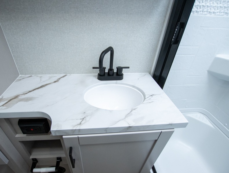 2026 Jayco Jay Feather 21MML, $ 29,999