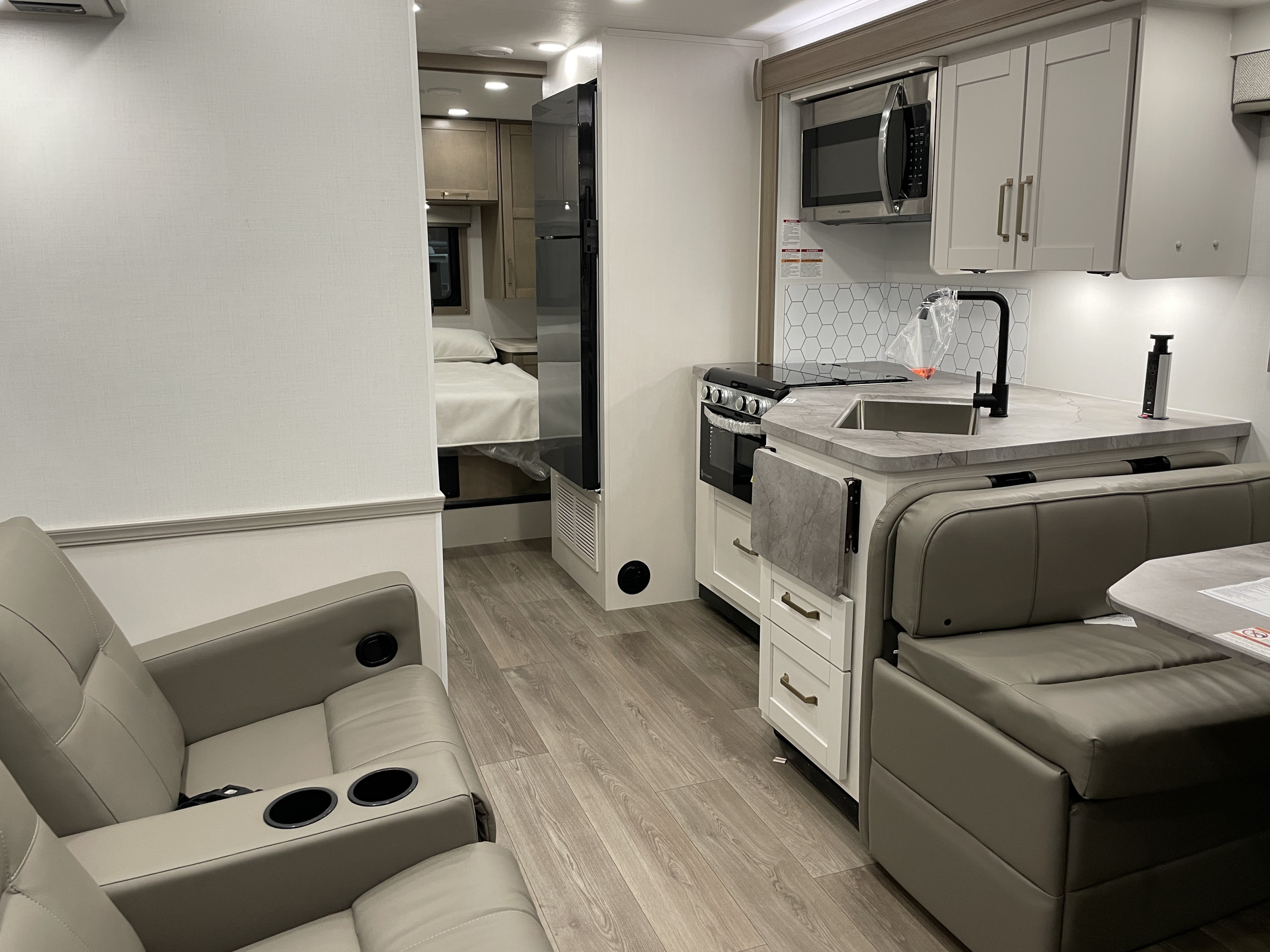 2027 Jayco Redhawk 27G, $ 119,995