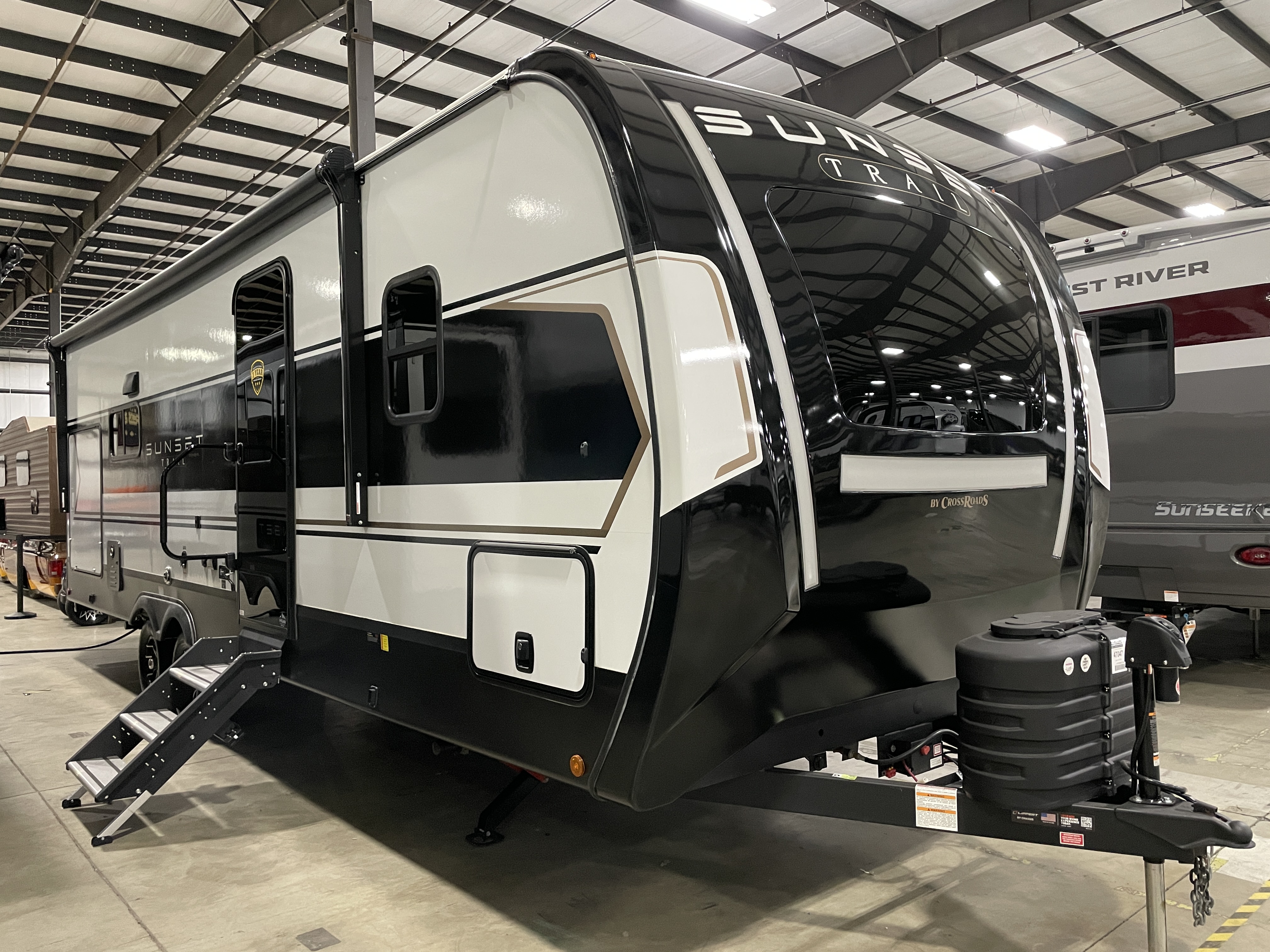 2026 CrossRoads Sunset Trail SS253RB, $ 37,999