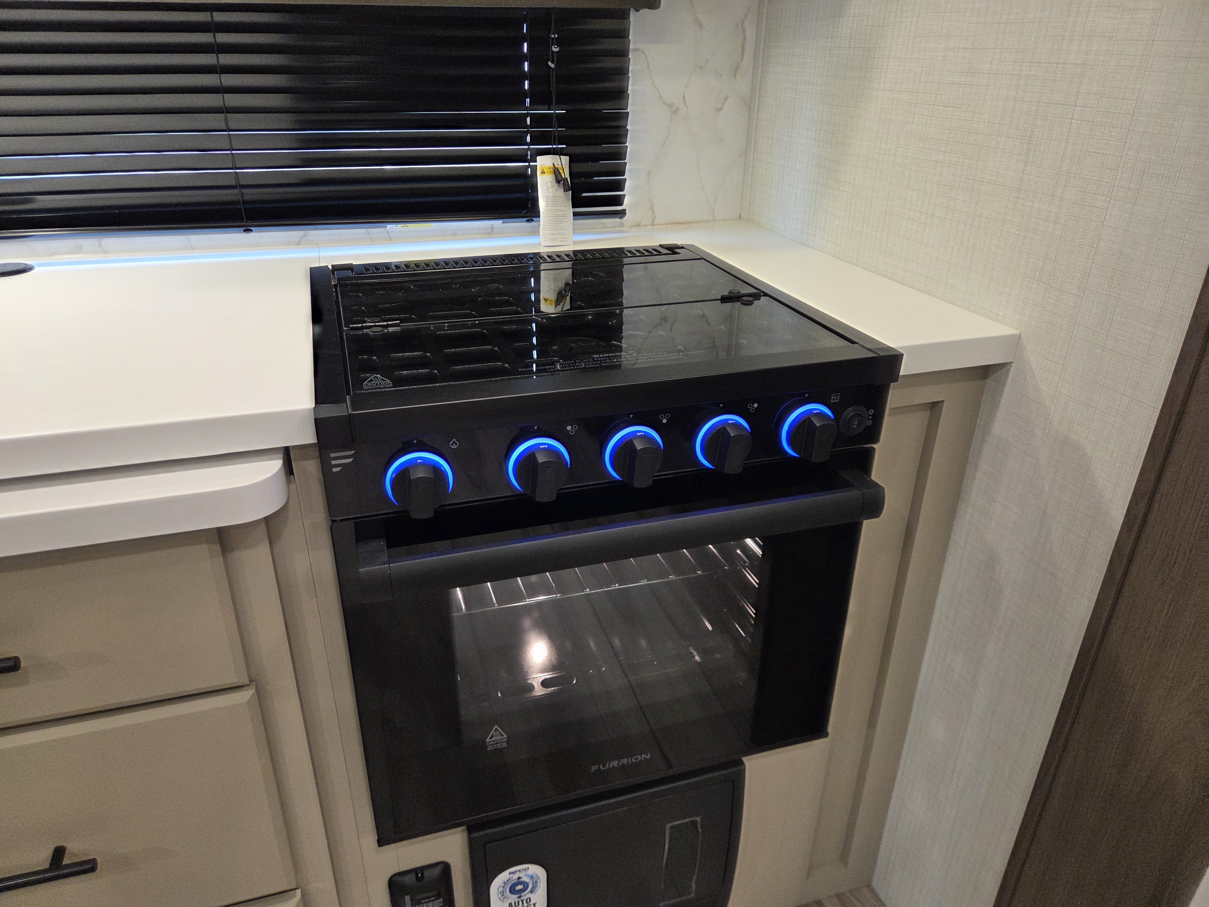 2027 Keystone Cougar Half-Ton (Fifth Wheel) 26RKE, $ 55,990