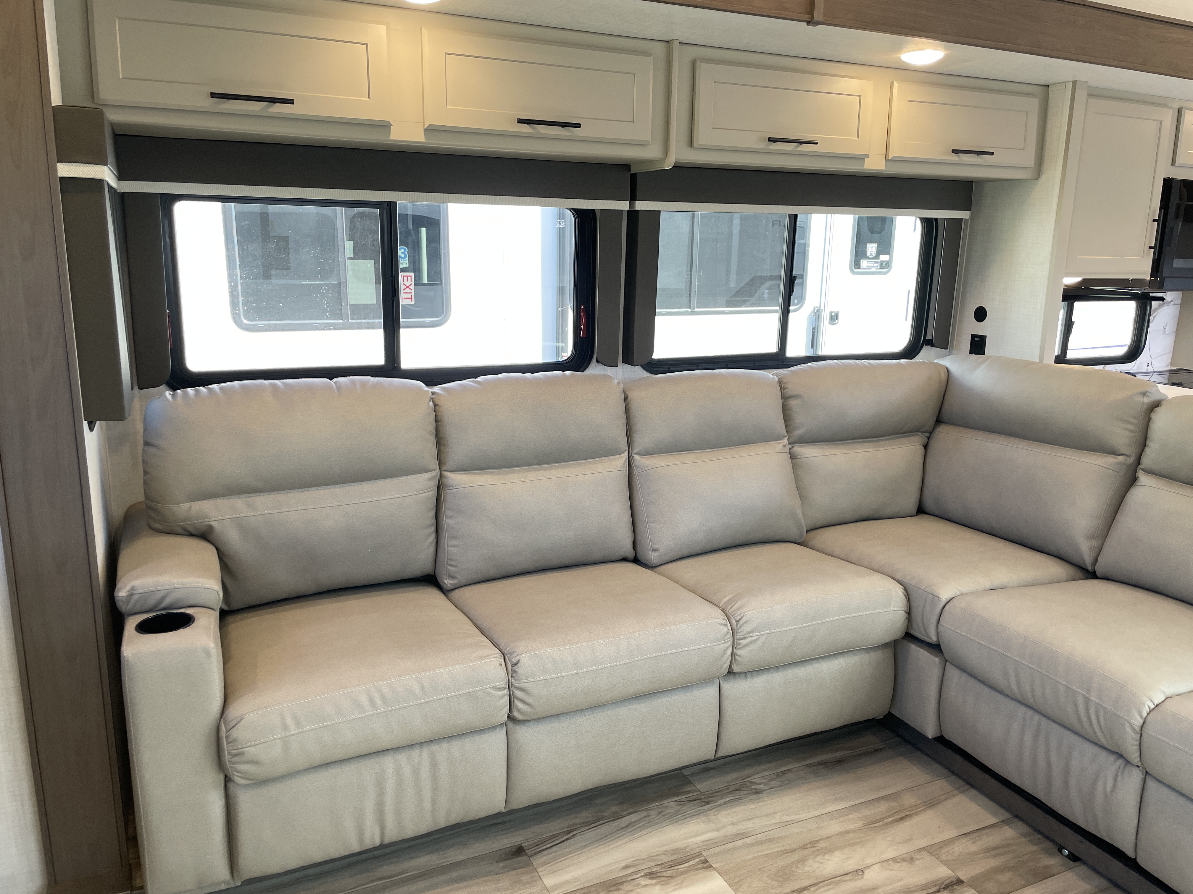 2027 Keystone Cougar 320RDS, $ 69,990