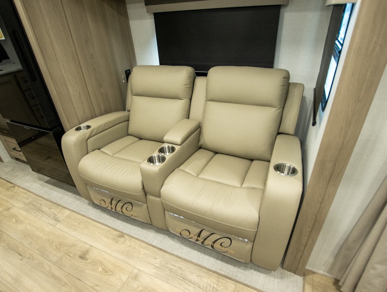2026 Forest River Rockwood Mini Lite 2522FB, $ 39,990