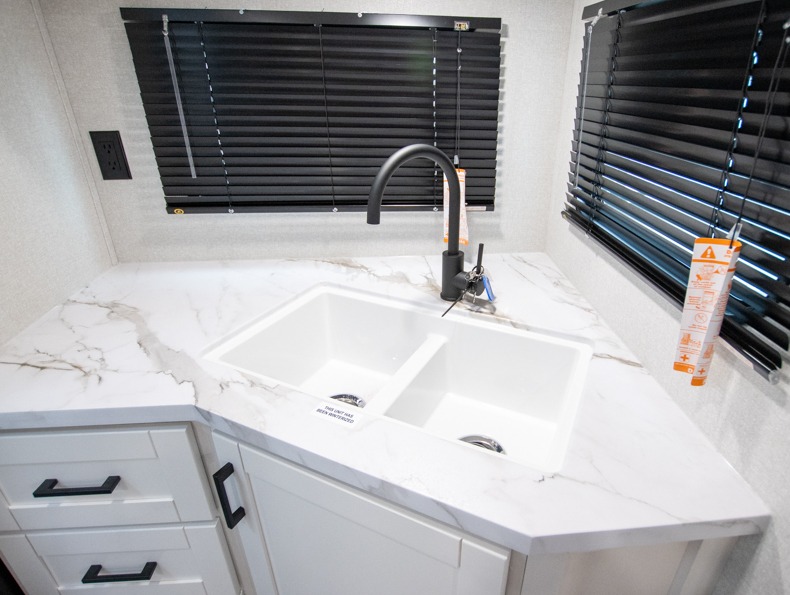 2026 Jayco Jay Flight SLX 225MLSW, $ 25,990