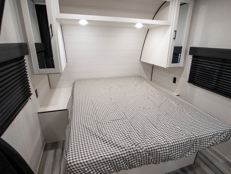 2026 Jayco Jay Flight SLX 225MLSW, $ 25,990