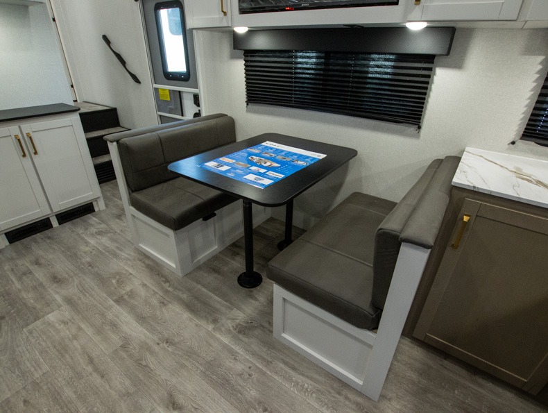 2026 Jayco Eagle SLE 24MLE, $ 35,995