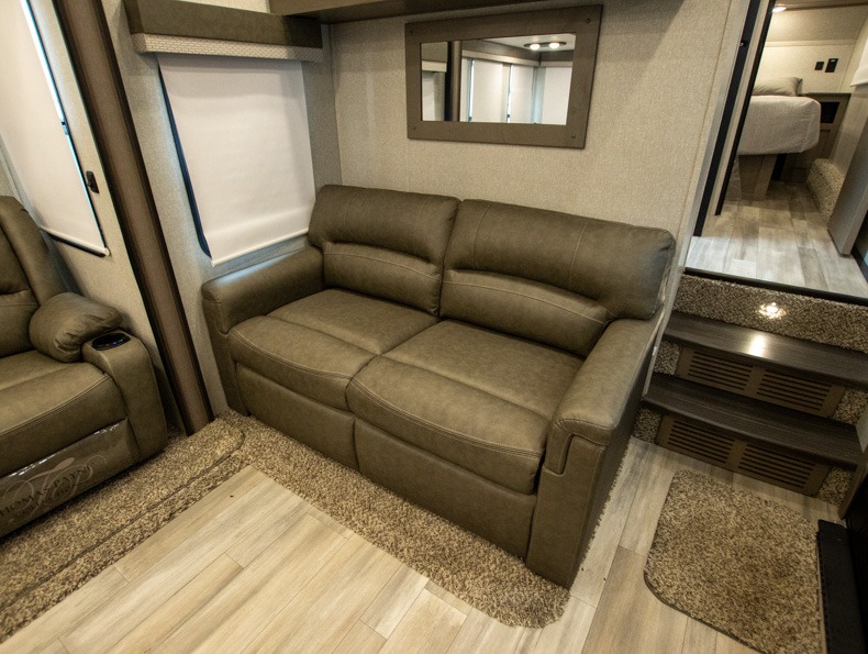 2022 Coachmen Chaparral 367BH, $ 59,876