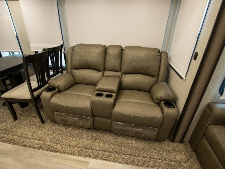 2022 Coachmen Chaparral 367BH, $ 59,876
