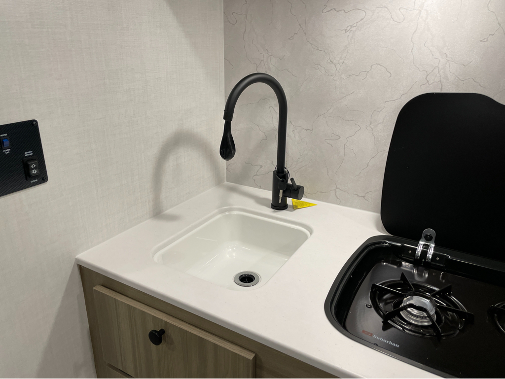 2027 Forest River Rockwood Geo Pro G13DLE, $ 17,499