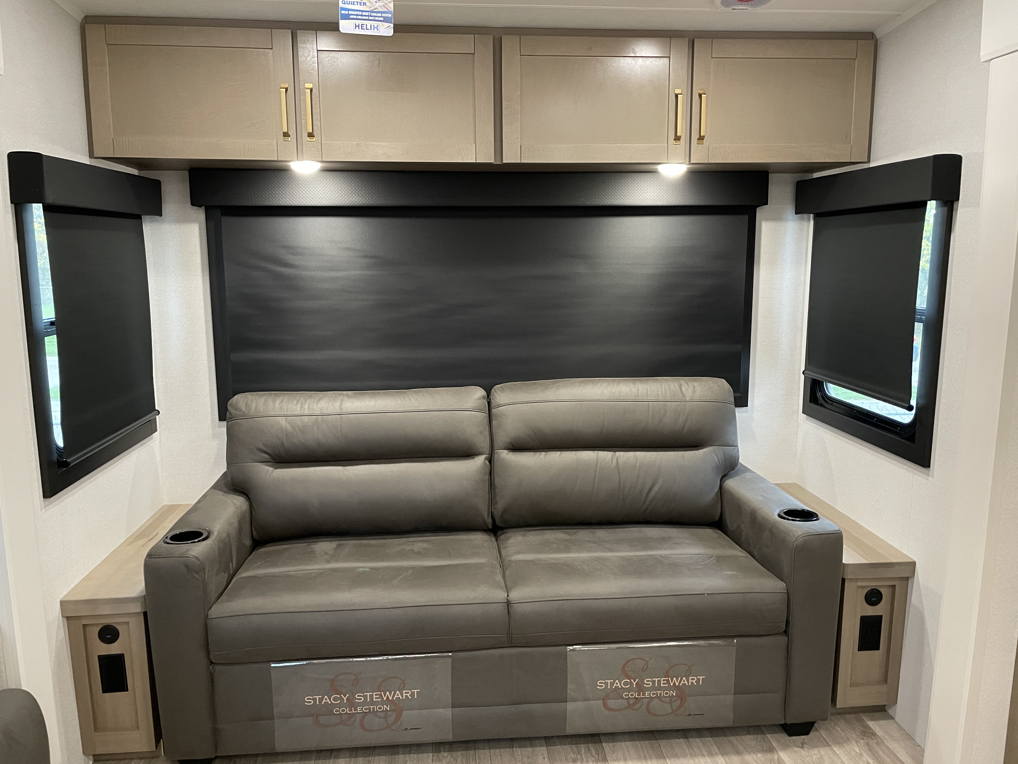 2027 Jayco Eagle 29RLC, $ 90,303