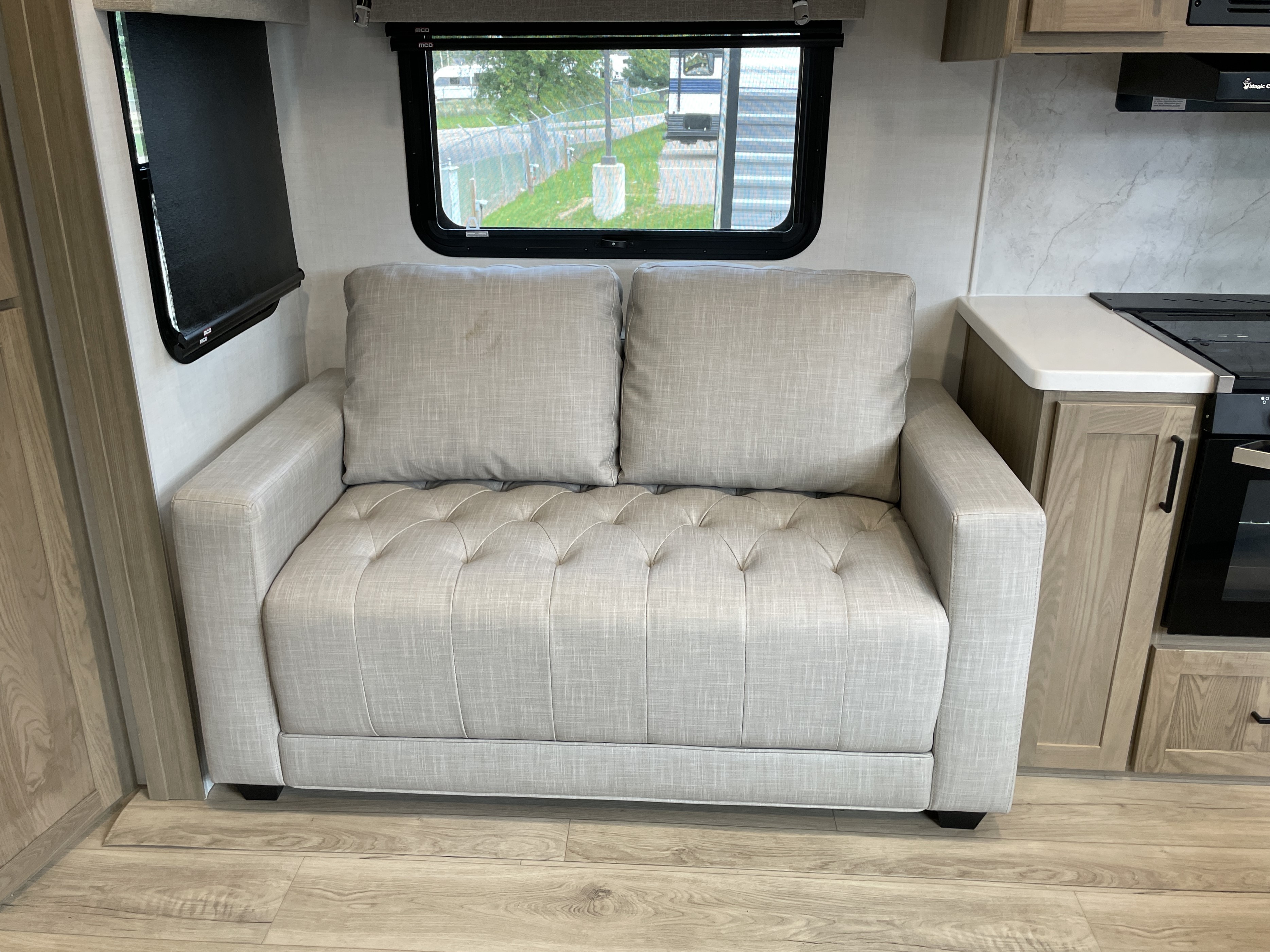 2027 Forest River Rockwood Ultra Lite 2921RL, $ 54,999