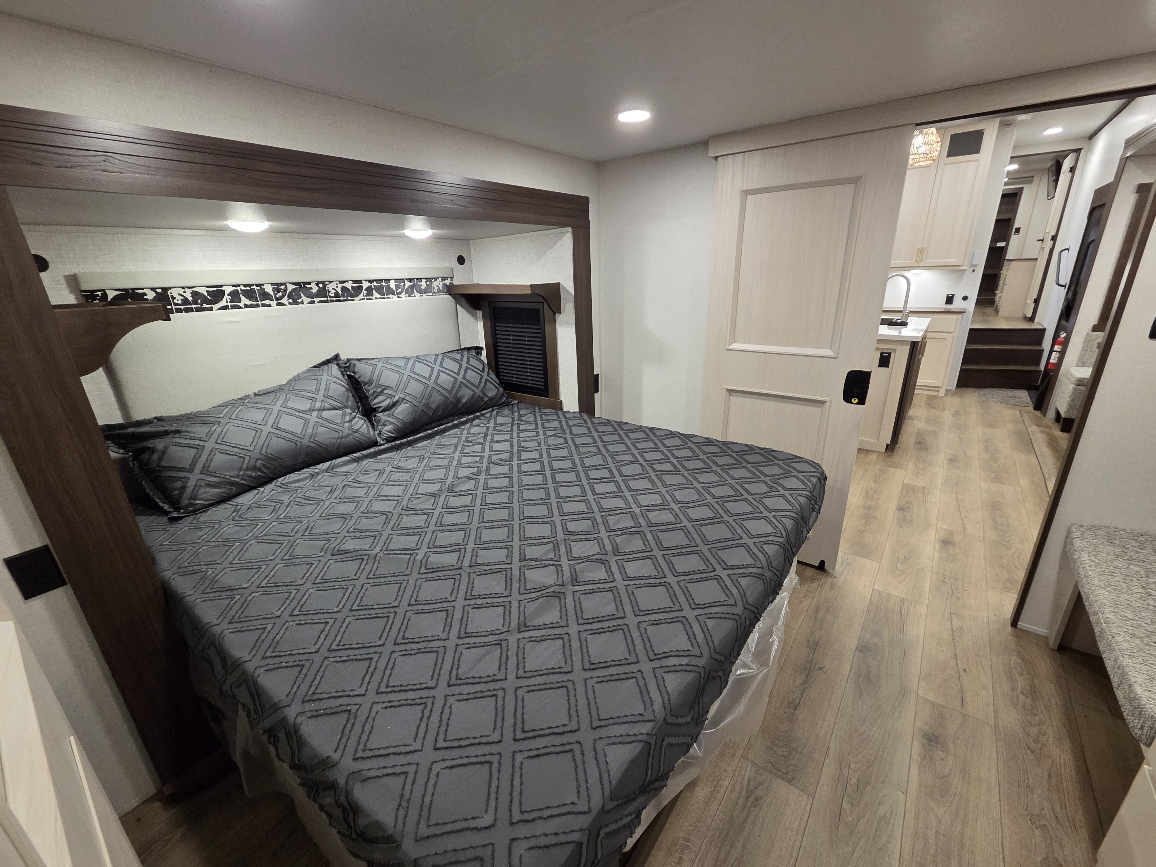 2026 Forest River Cedar Creek Experience 38DB, $ 77,999