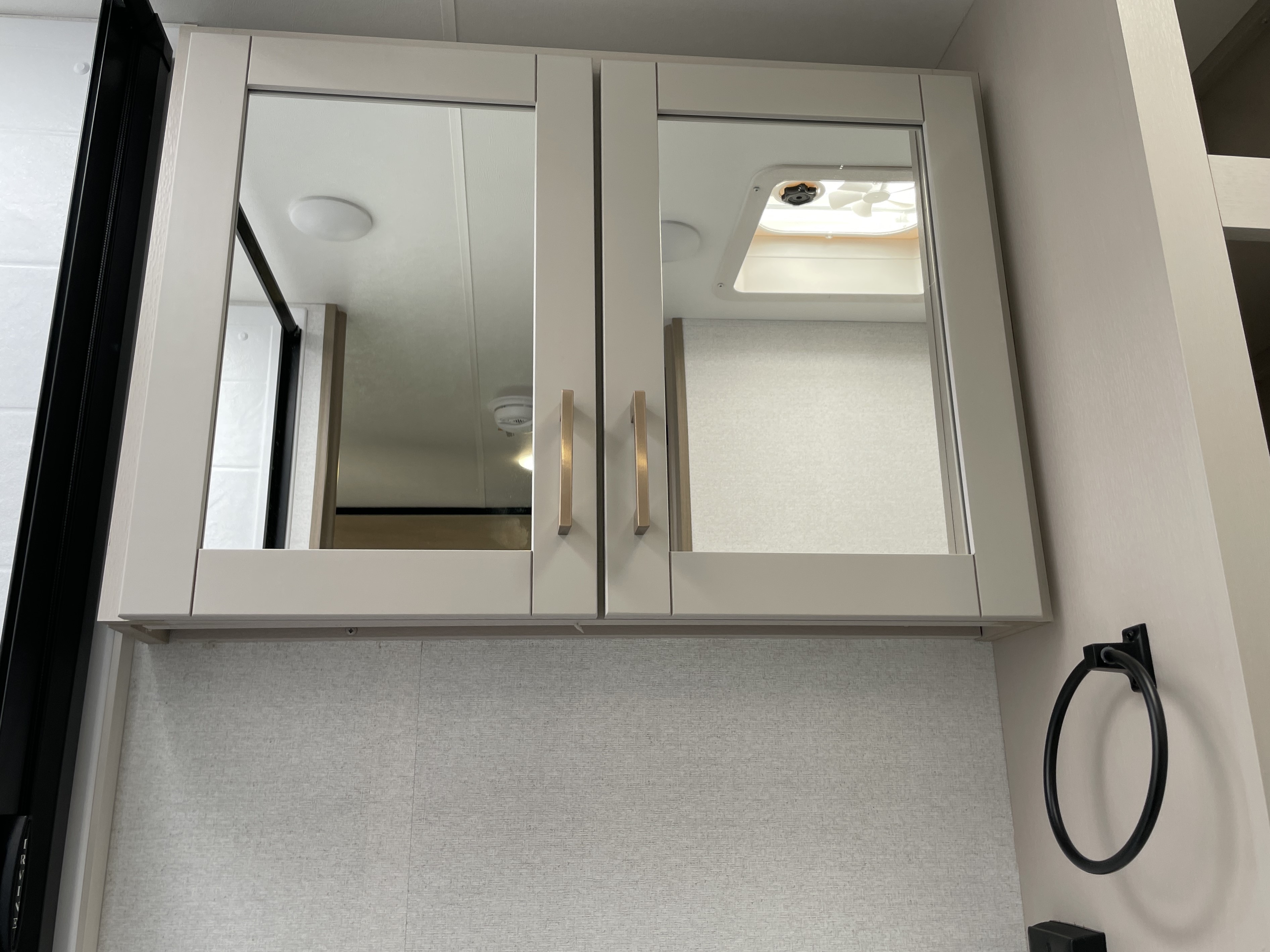 2027 Jayco Jay Feather Air 17FK, $ 27,990