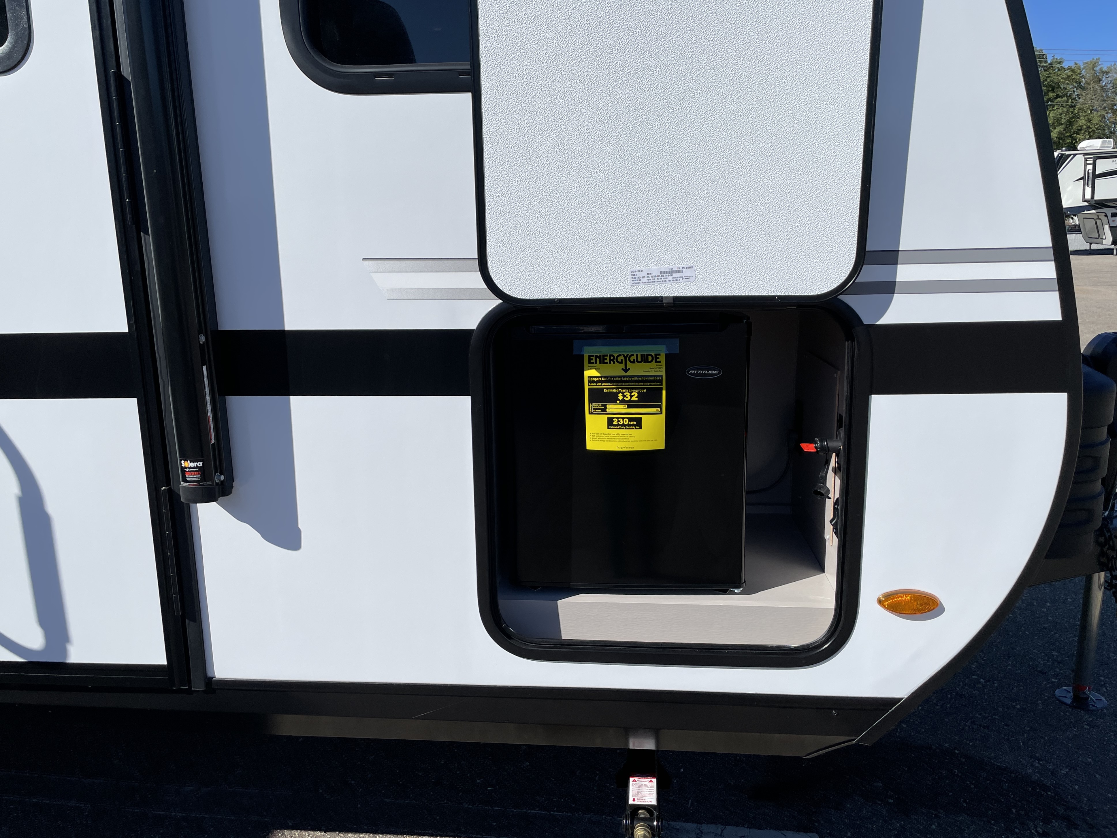2027 Jayco Jay Feather Air 17FK, $ 27,990