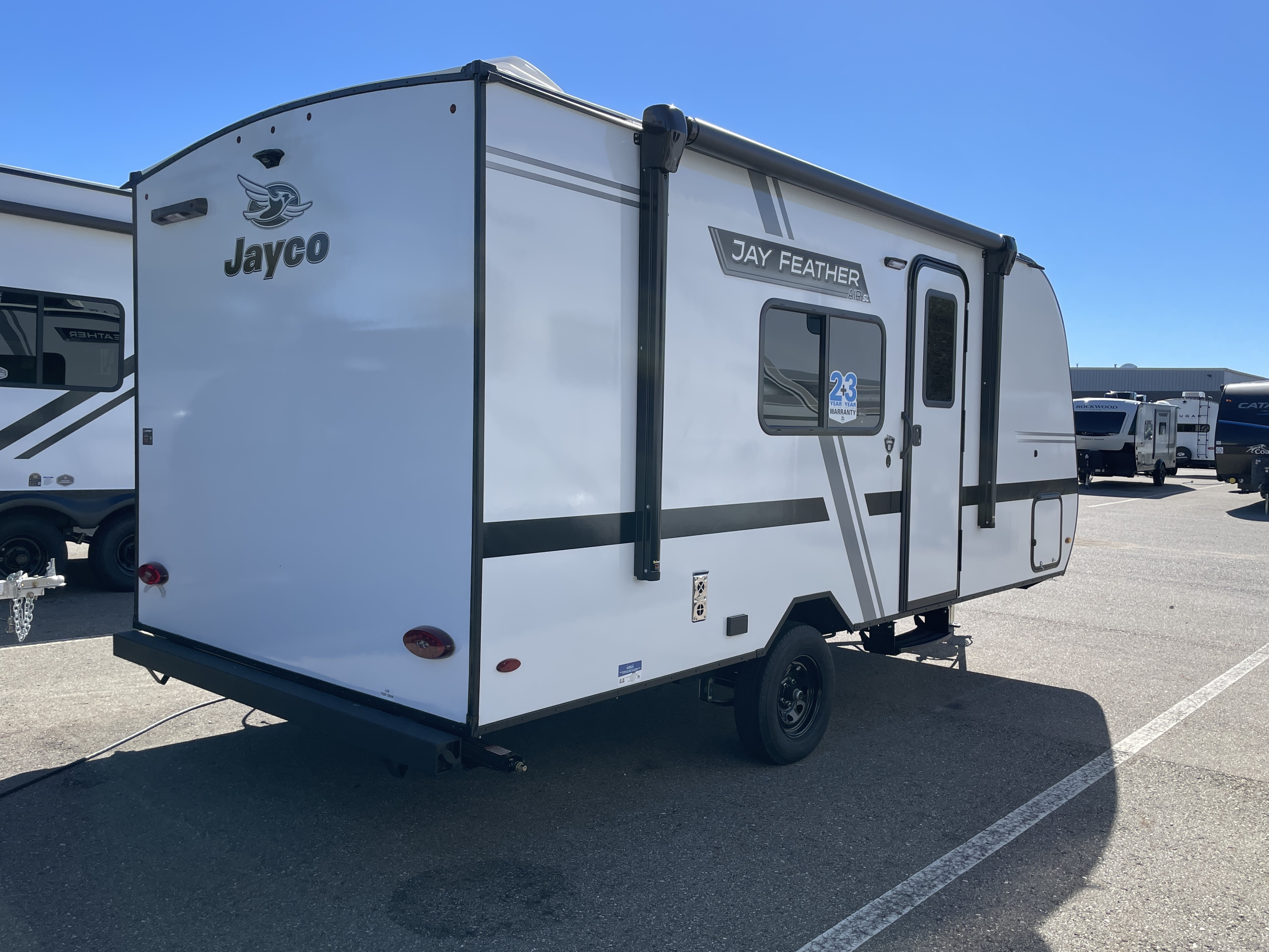 2027 Jayco Jay Feather Air SL 17RBSL, $ 16,990