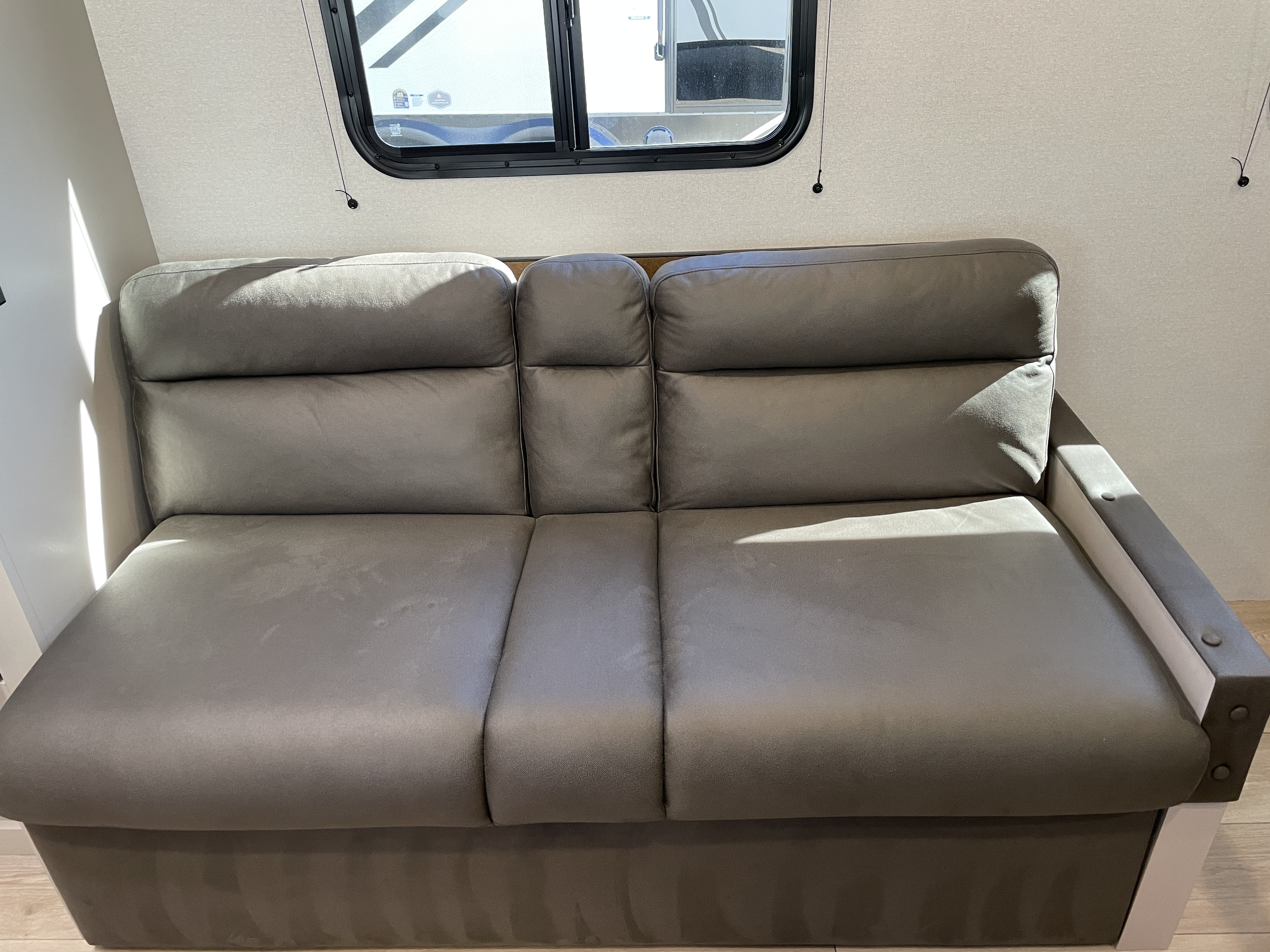 2027 Jayco Jay Feather Air SL 17RBSL, $ 16,990