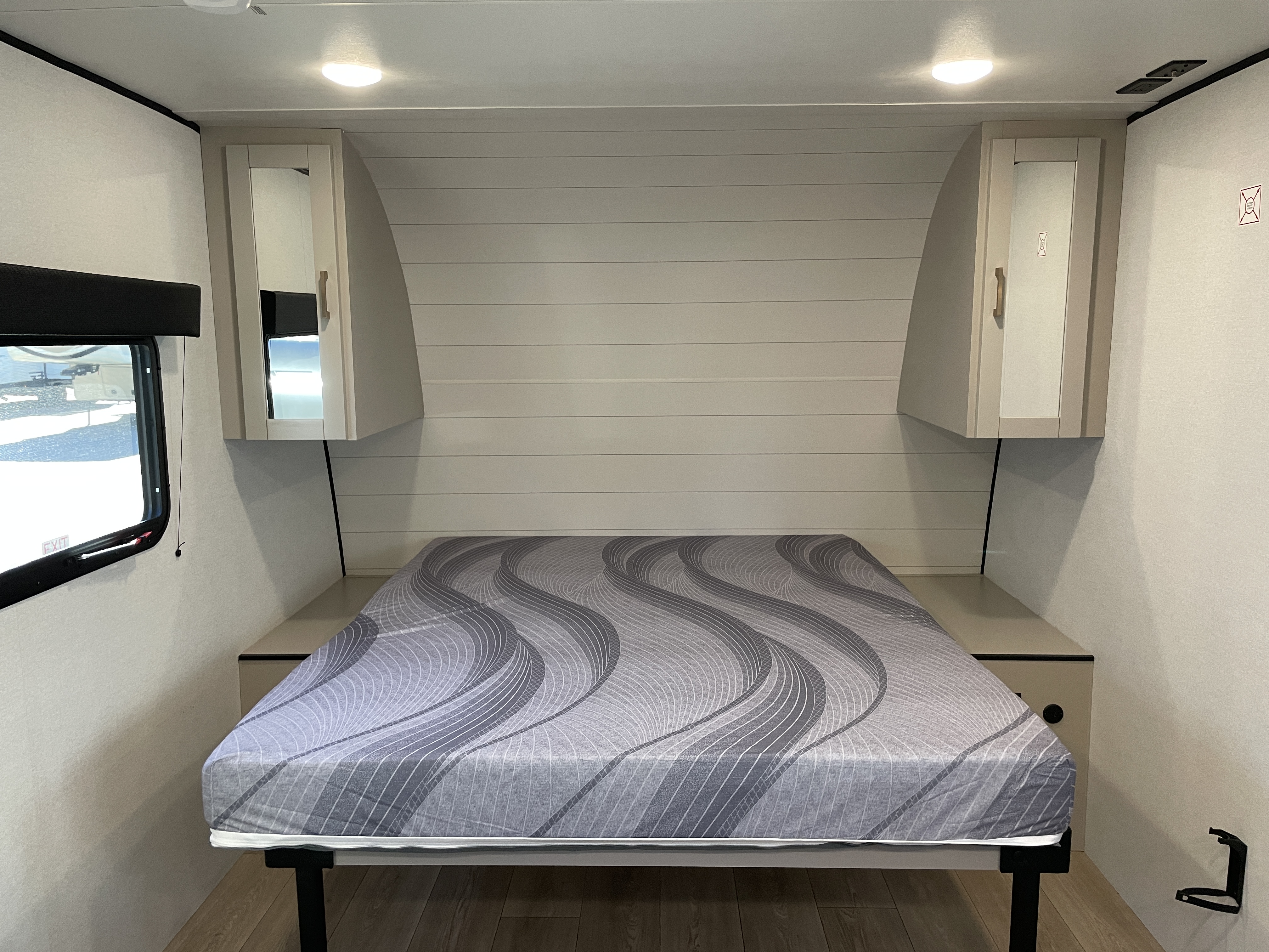 2027 Jayco Jay Feather Air SL 17RBSL, $ 16,990