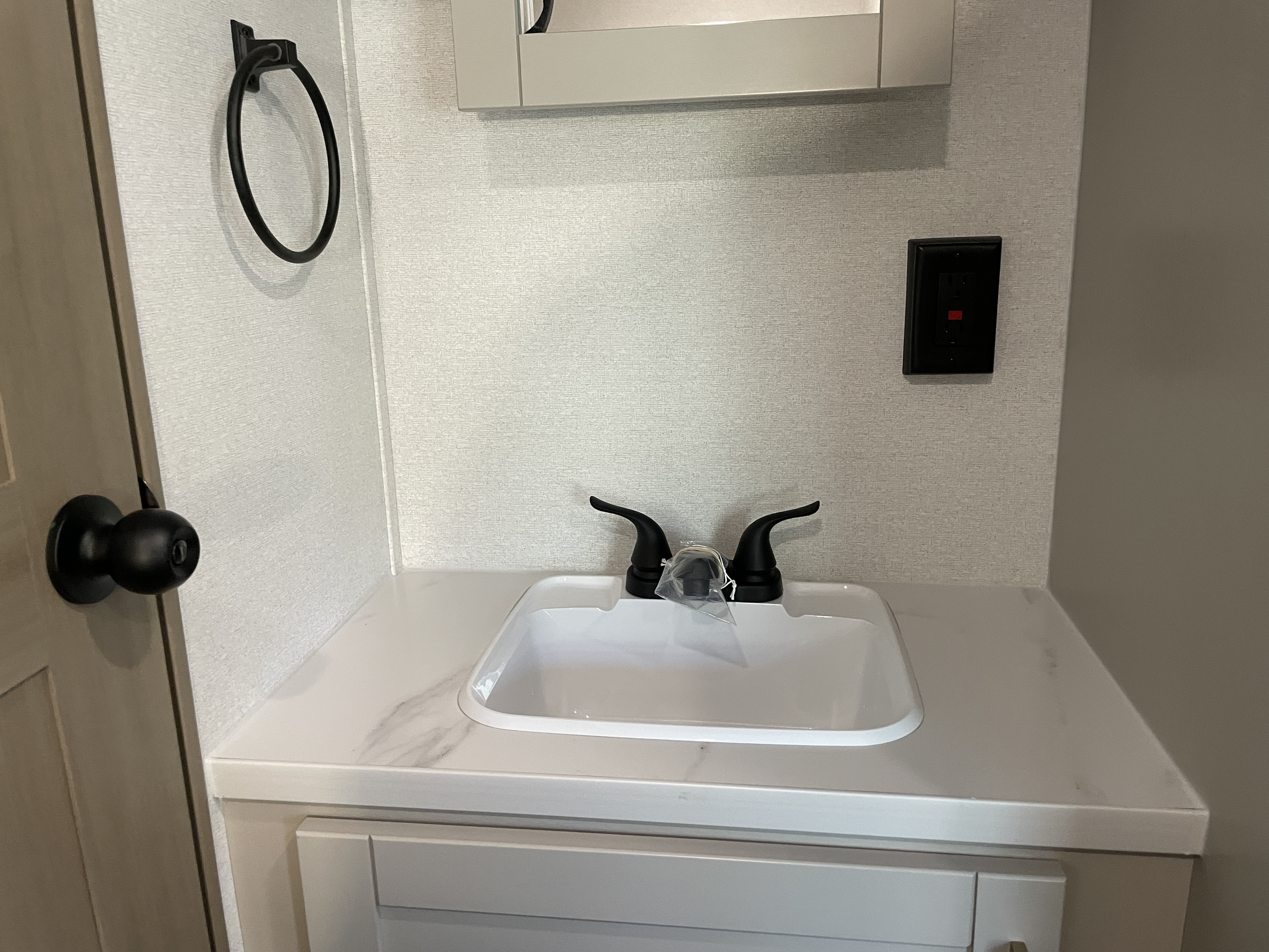 2027 Jayco Jay Flight 260BH, $ 21,999
