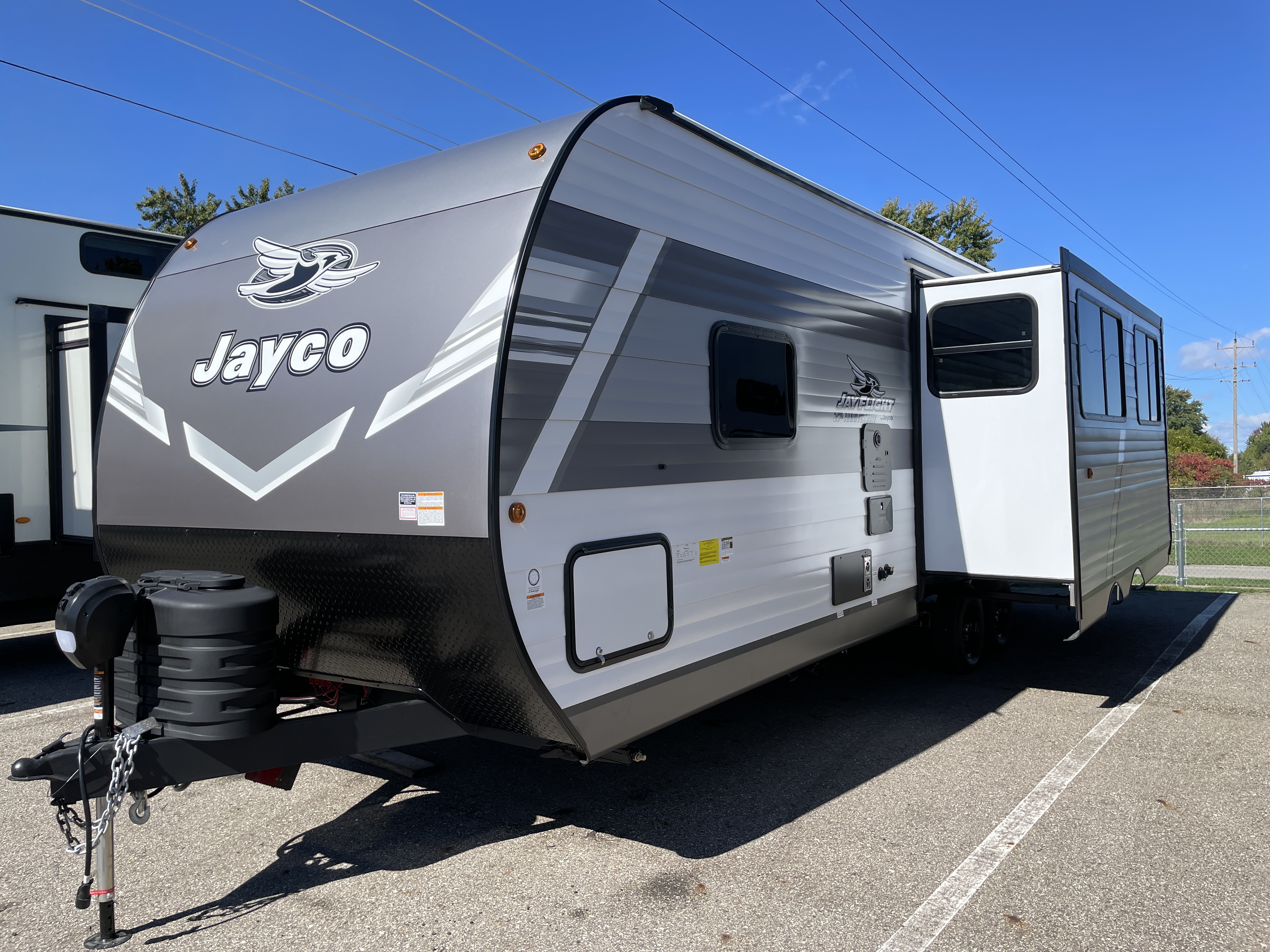 2027 Jayco Jay Flight 262RLS, $ 27,999