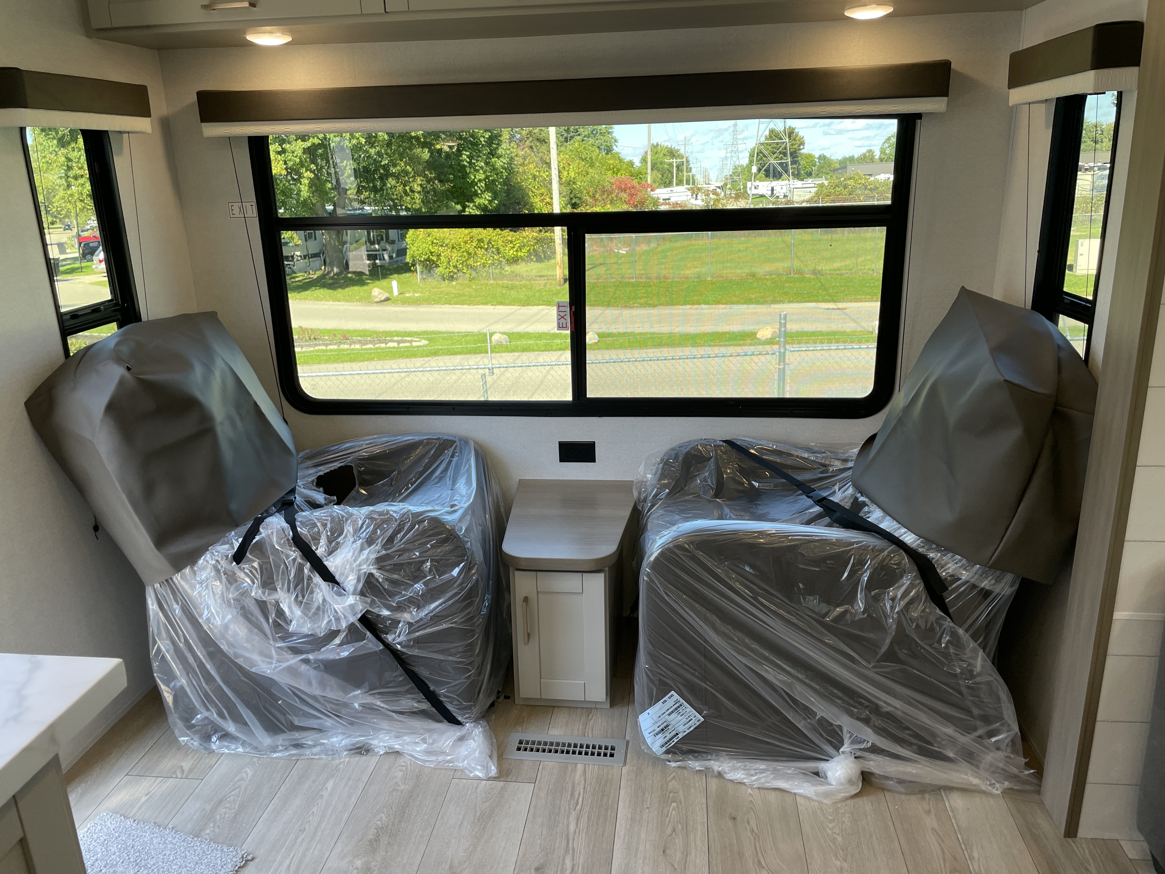 2027 Jayco Jay Flight 262RLS, $ 27,999