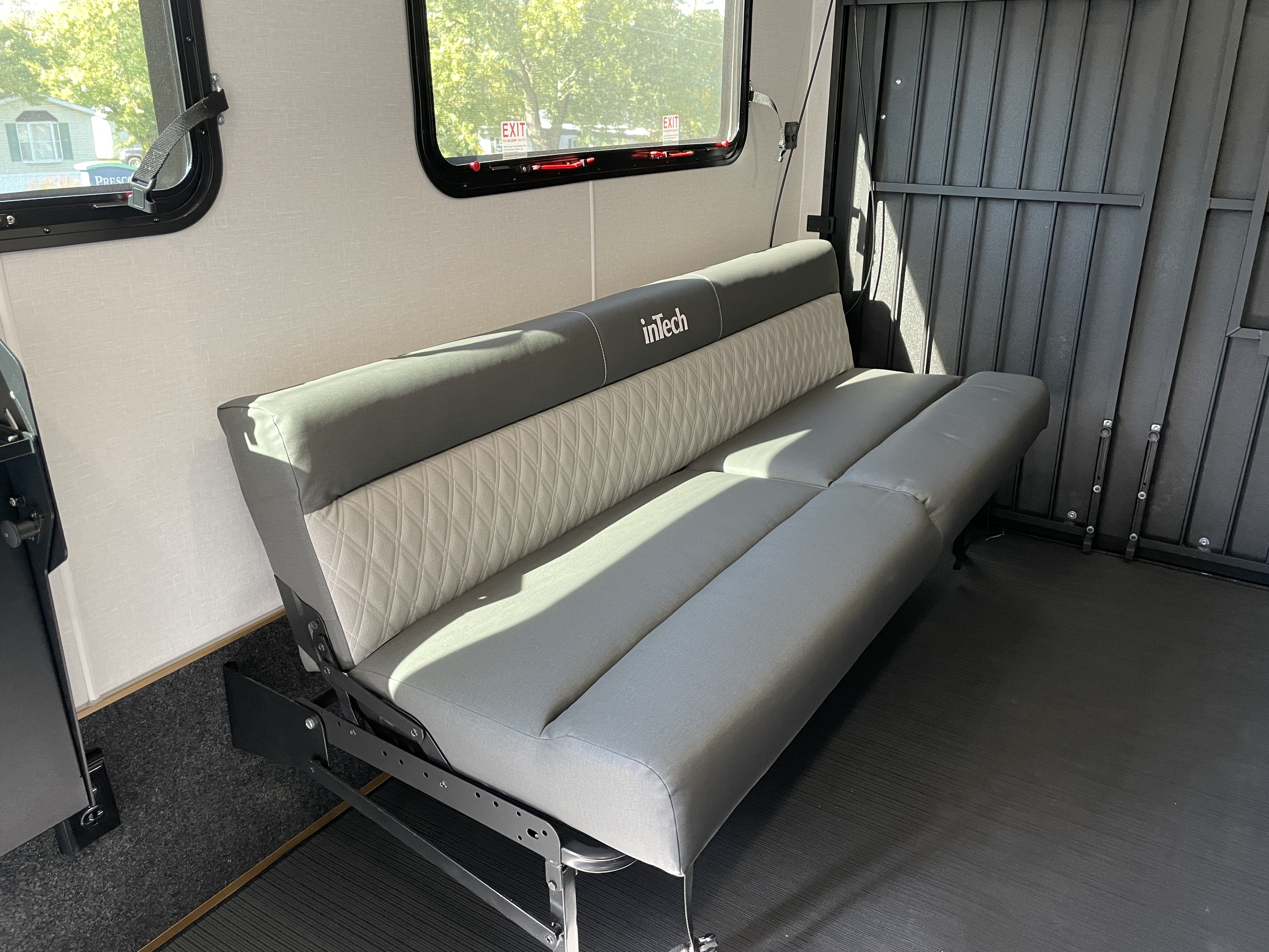 2027 inTech RV Black Wing 724-X, $ 62,410