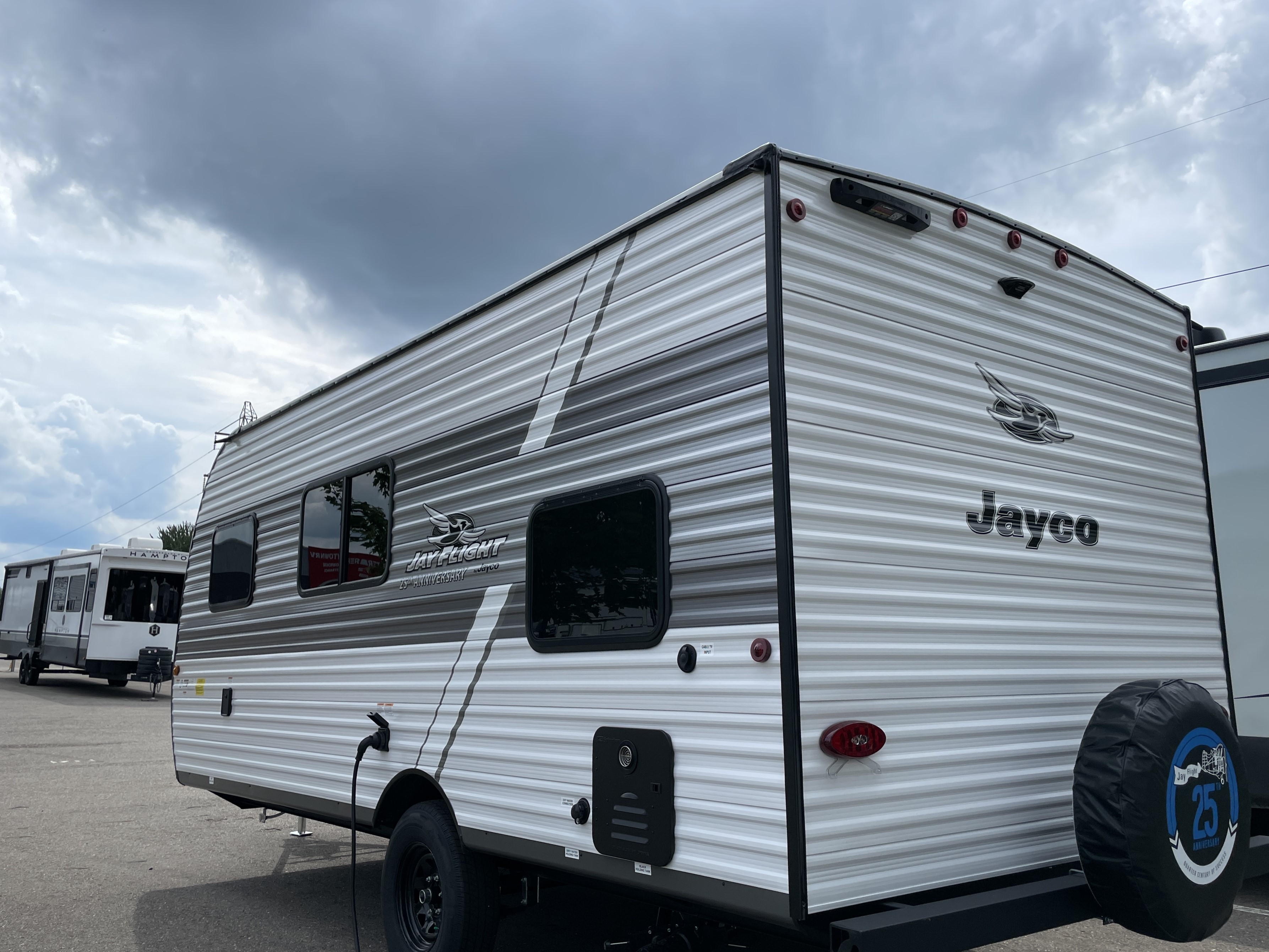 2027 Jayco Jay Flight 175BH, $ 17,995