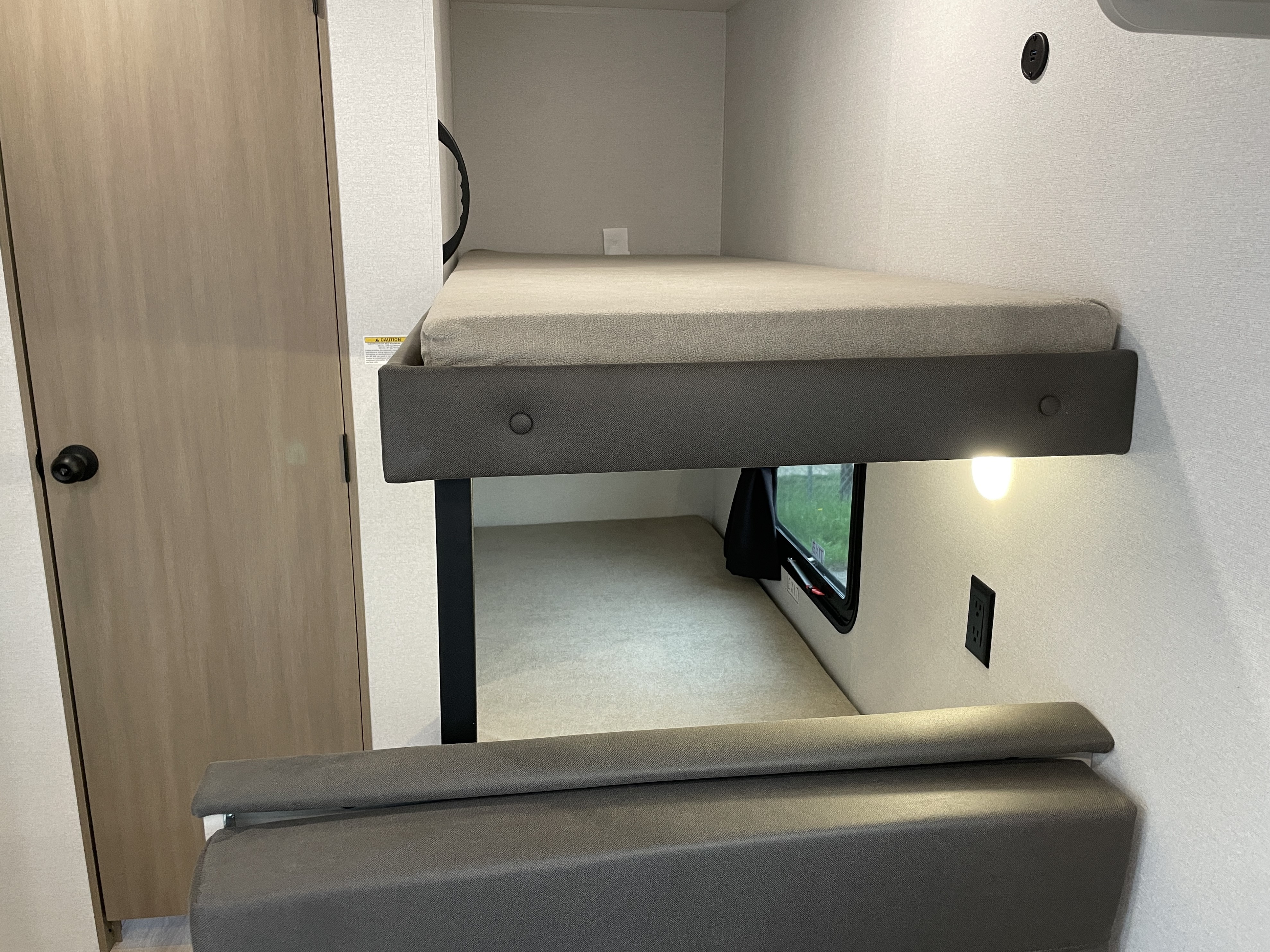 2027 Jayco Jay Flight 175BH, $ 17,995
