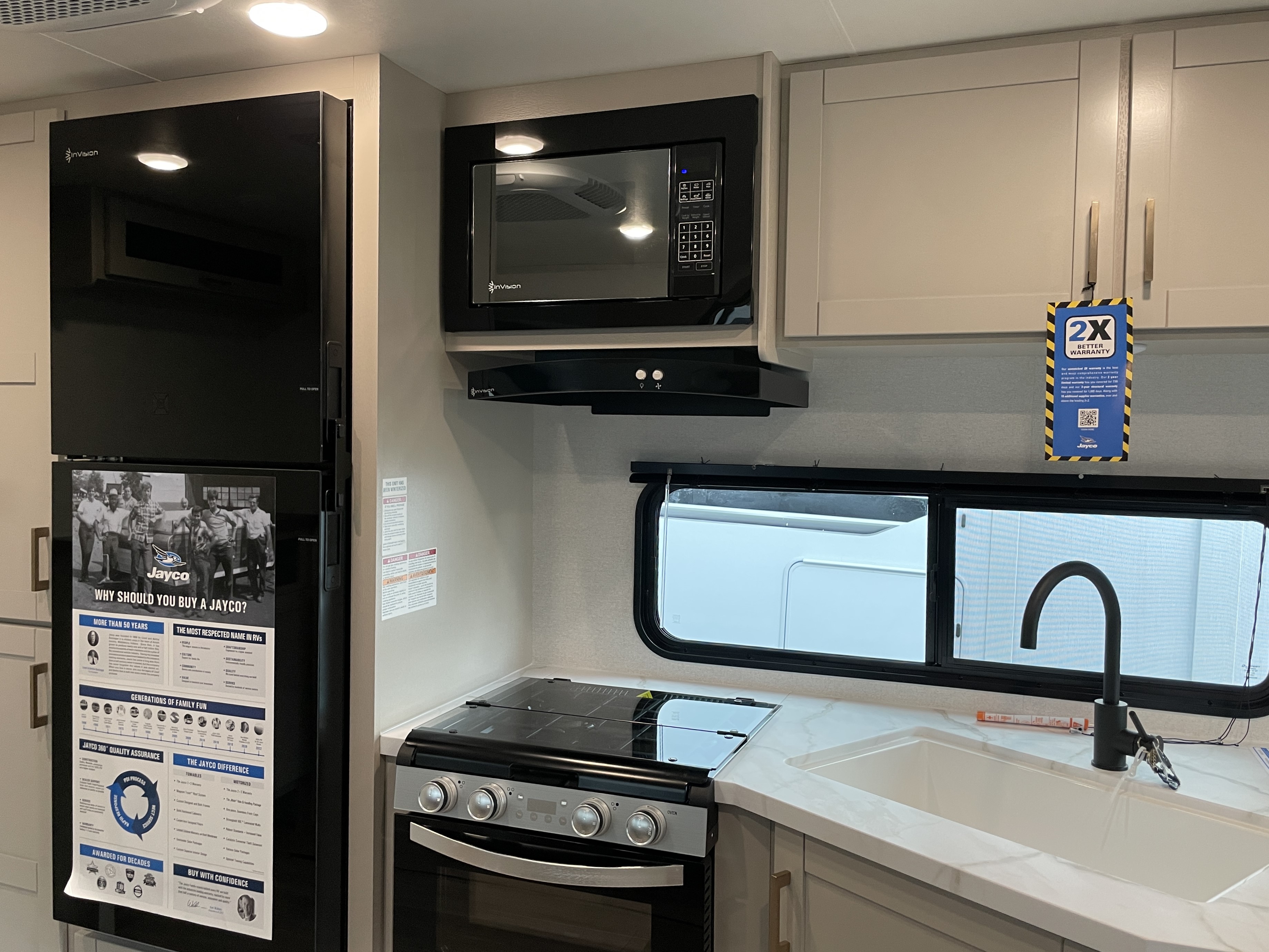2027 Jayco Jay Flight 262RLS, $ 27,999