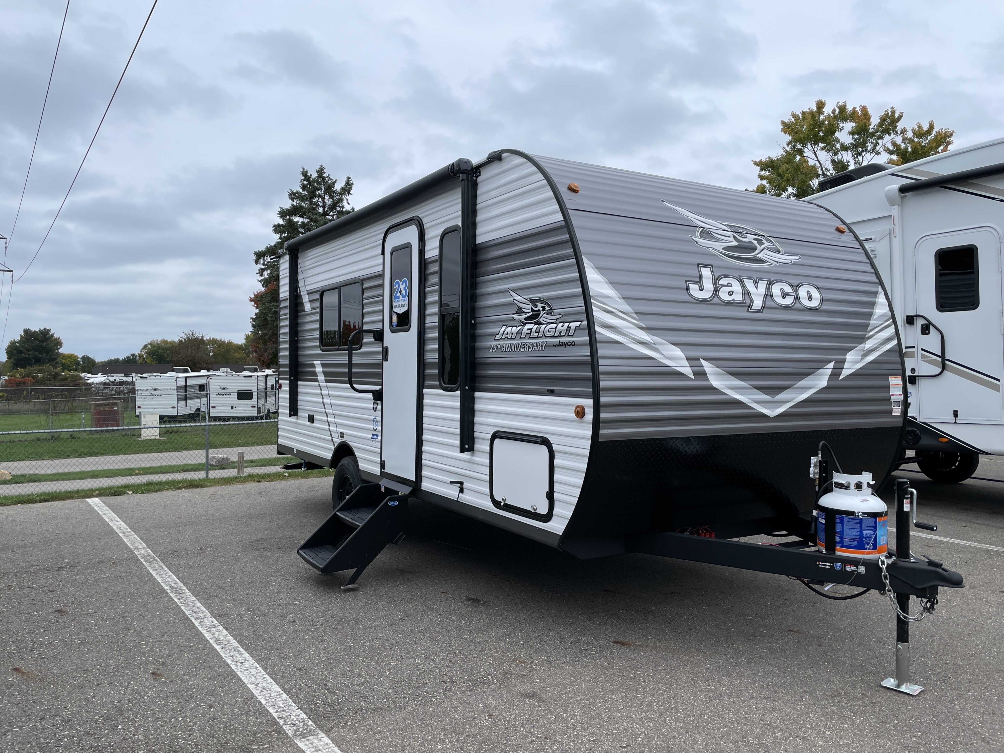 2027 Jayco Jay Flight 175FQ, $ 28,786