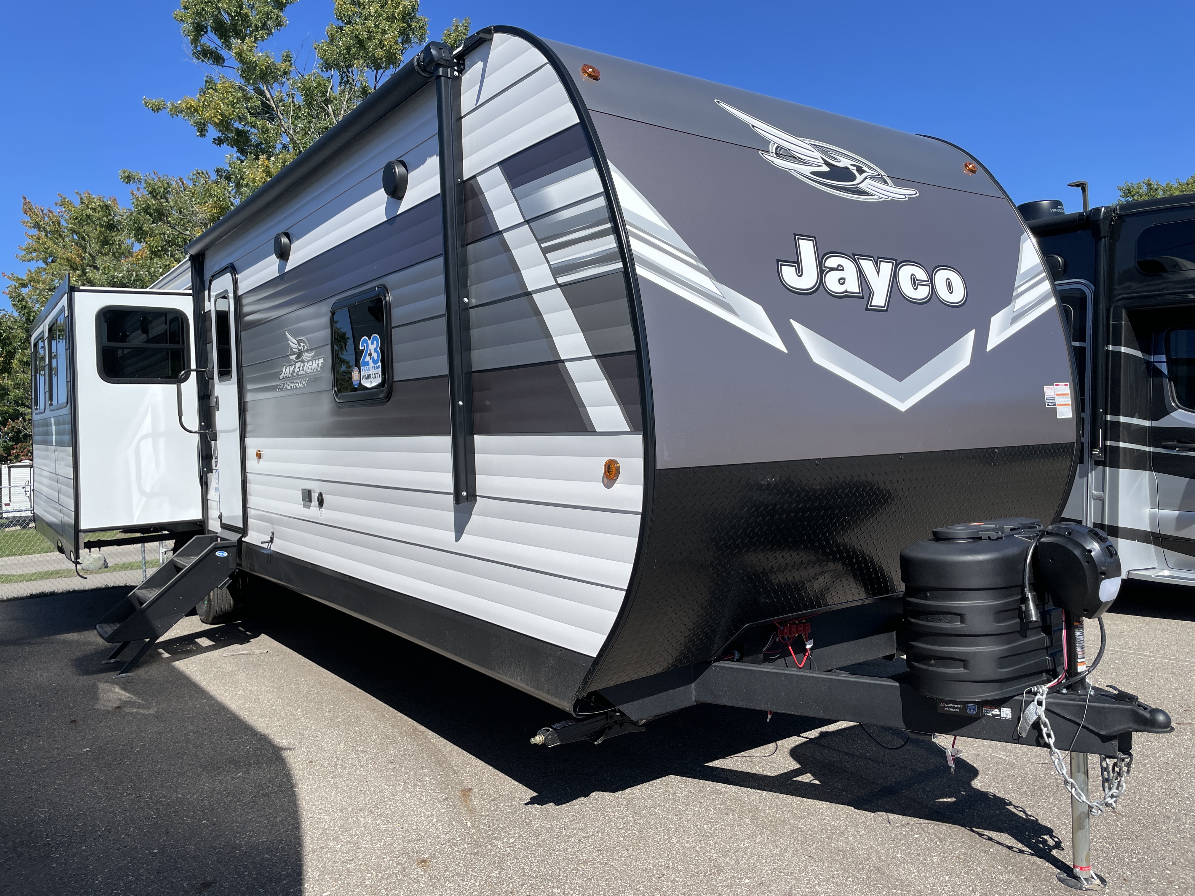 2027 Jayco Jay Flight 334RTS, $ 44,999