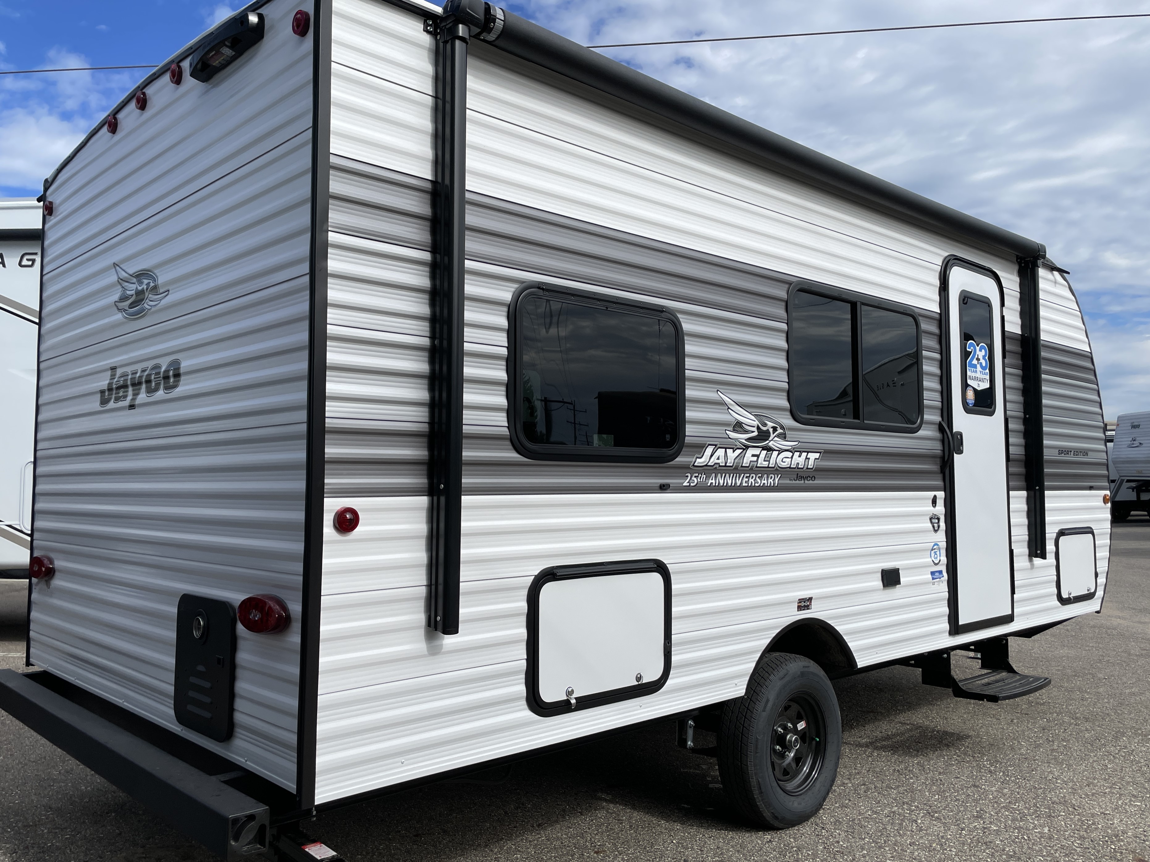 2027 Jayco Jay Flight 172DB Sport Edition, $ 15,999