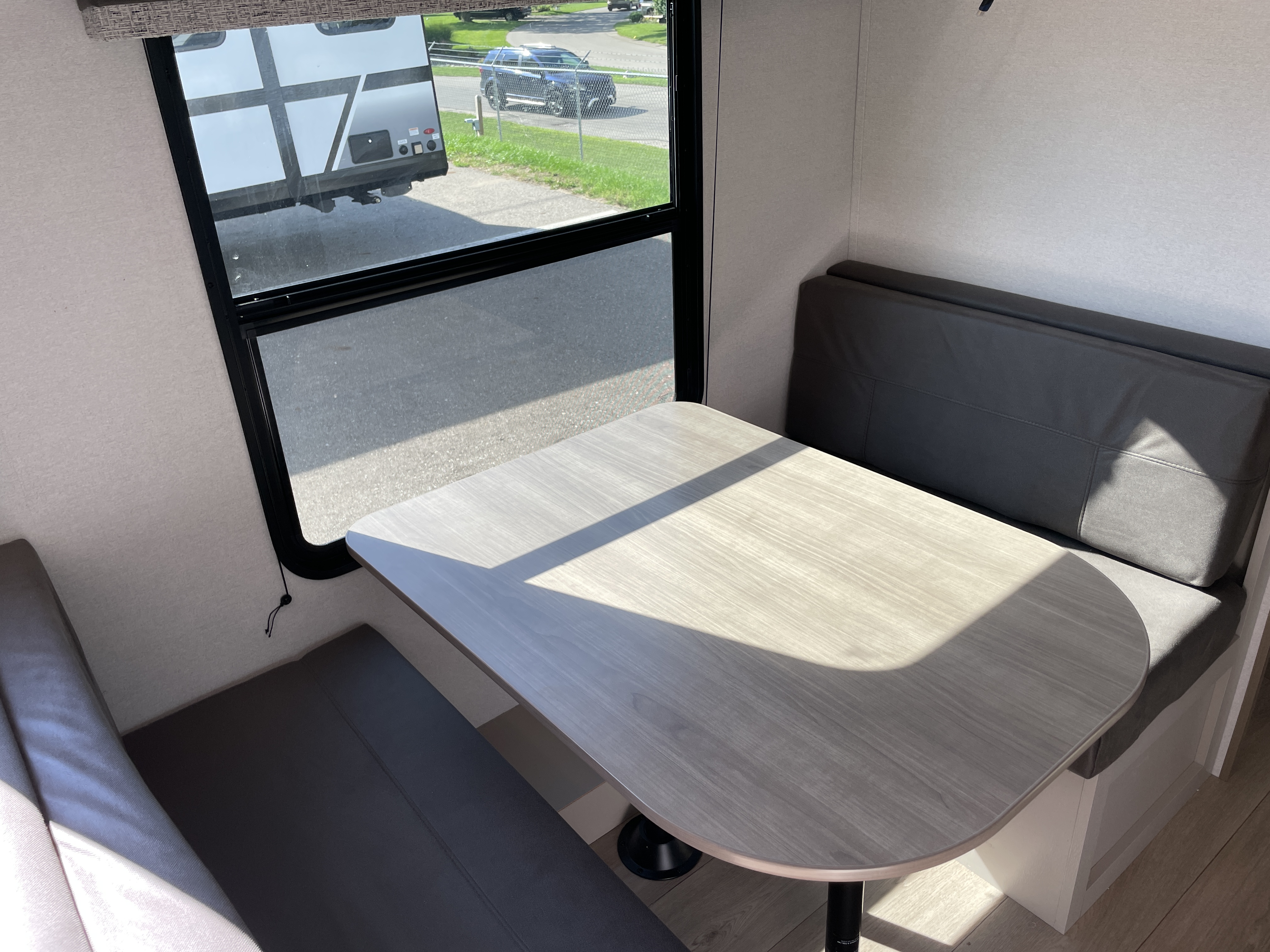 2027 Jayco Jay Flight 260BH, $ 21,999