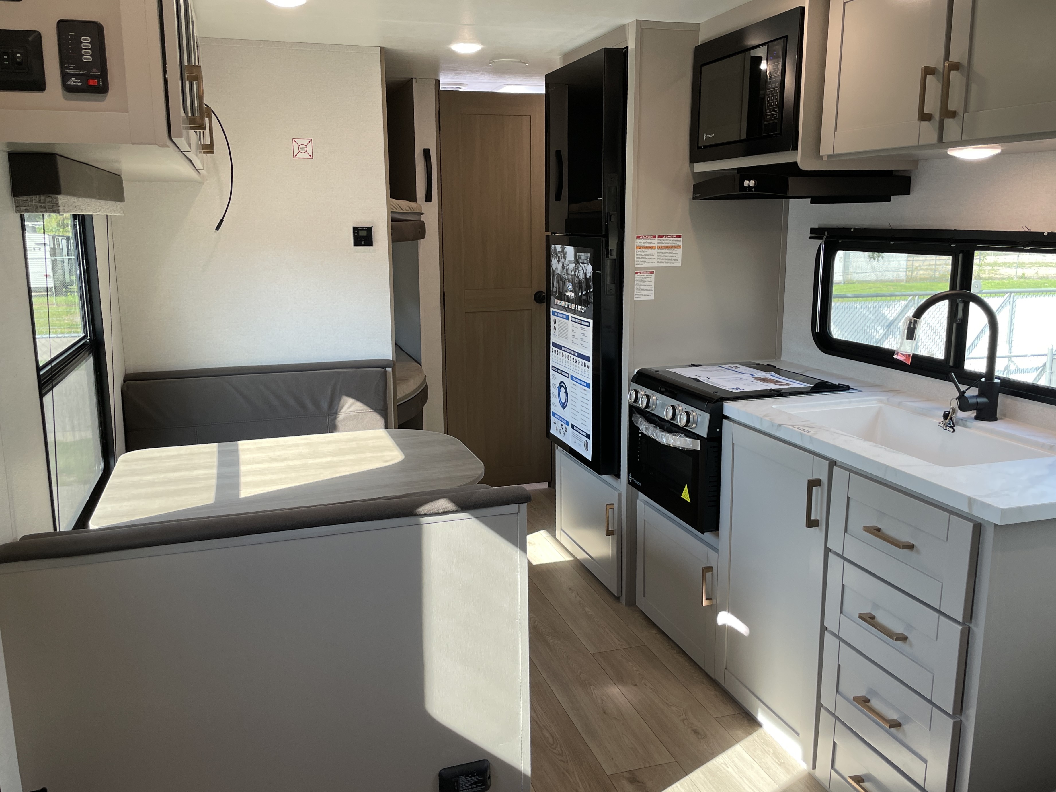 2027 Jayco Jay Flight 260BH, $ 21,999