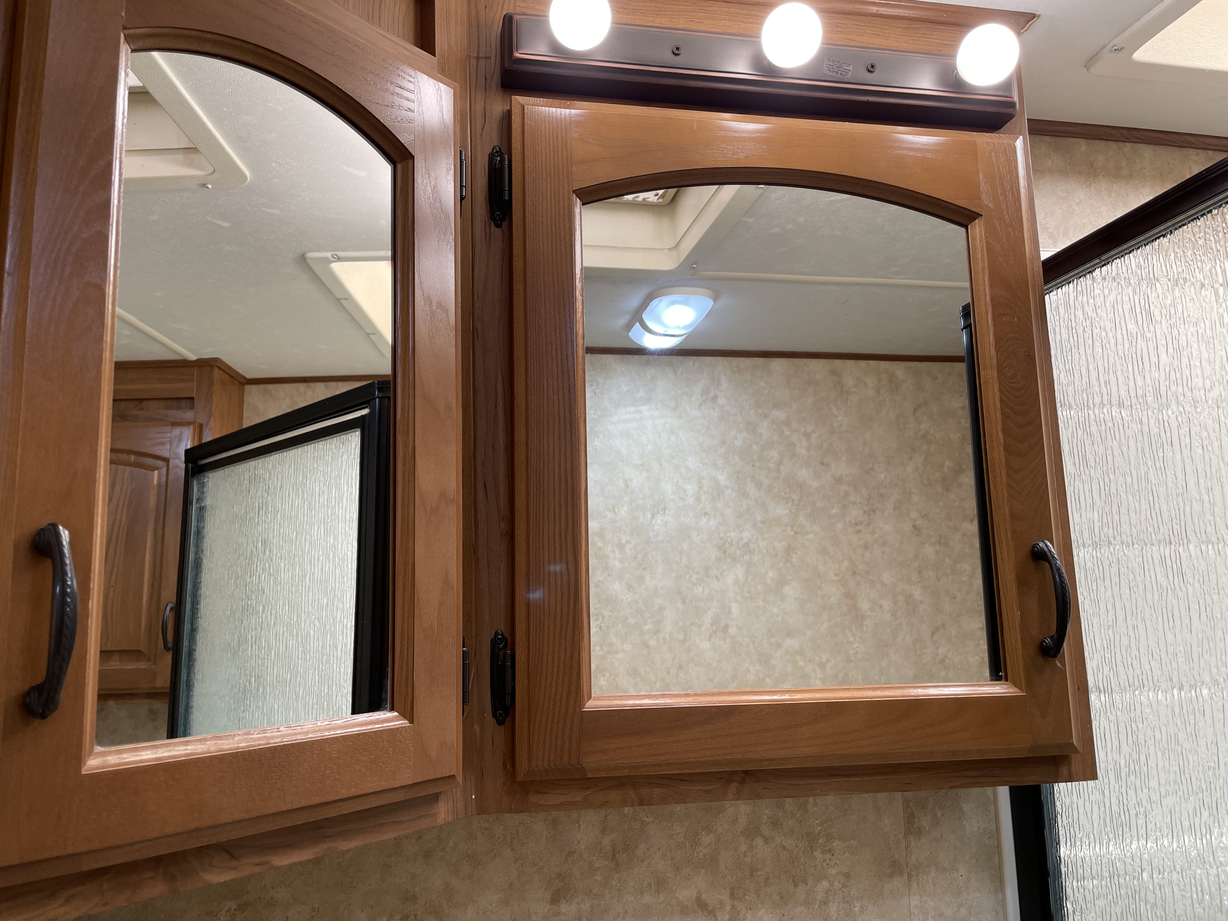 2009 CrossRoads Cruiser CF30SK, $ 10,490