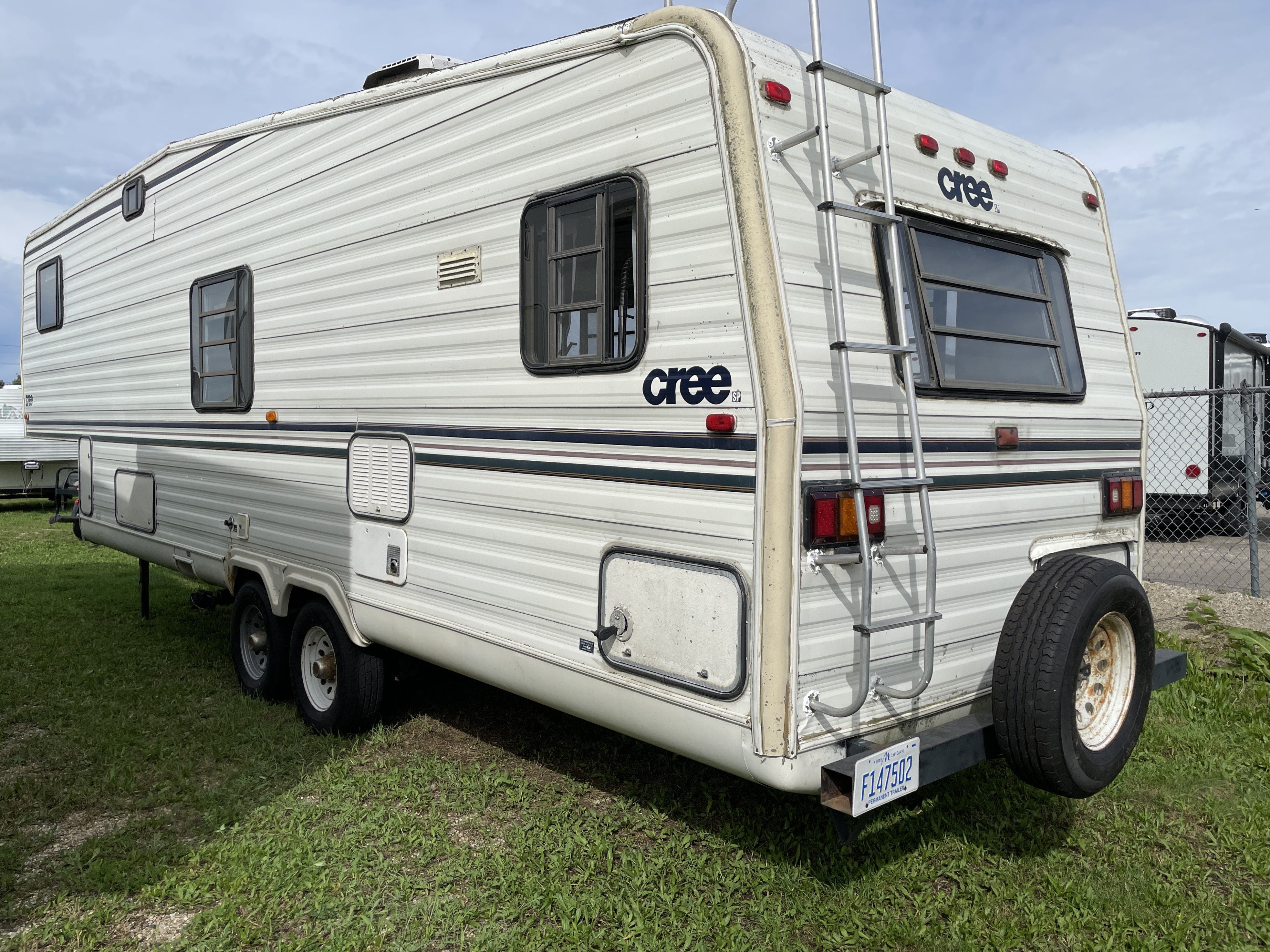 1993 Cree 327RK, $ 2,495