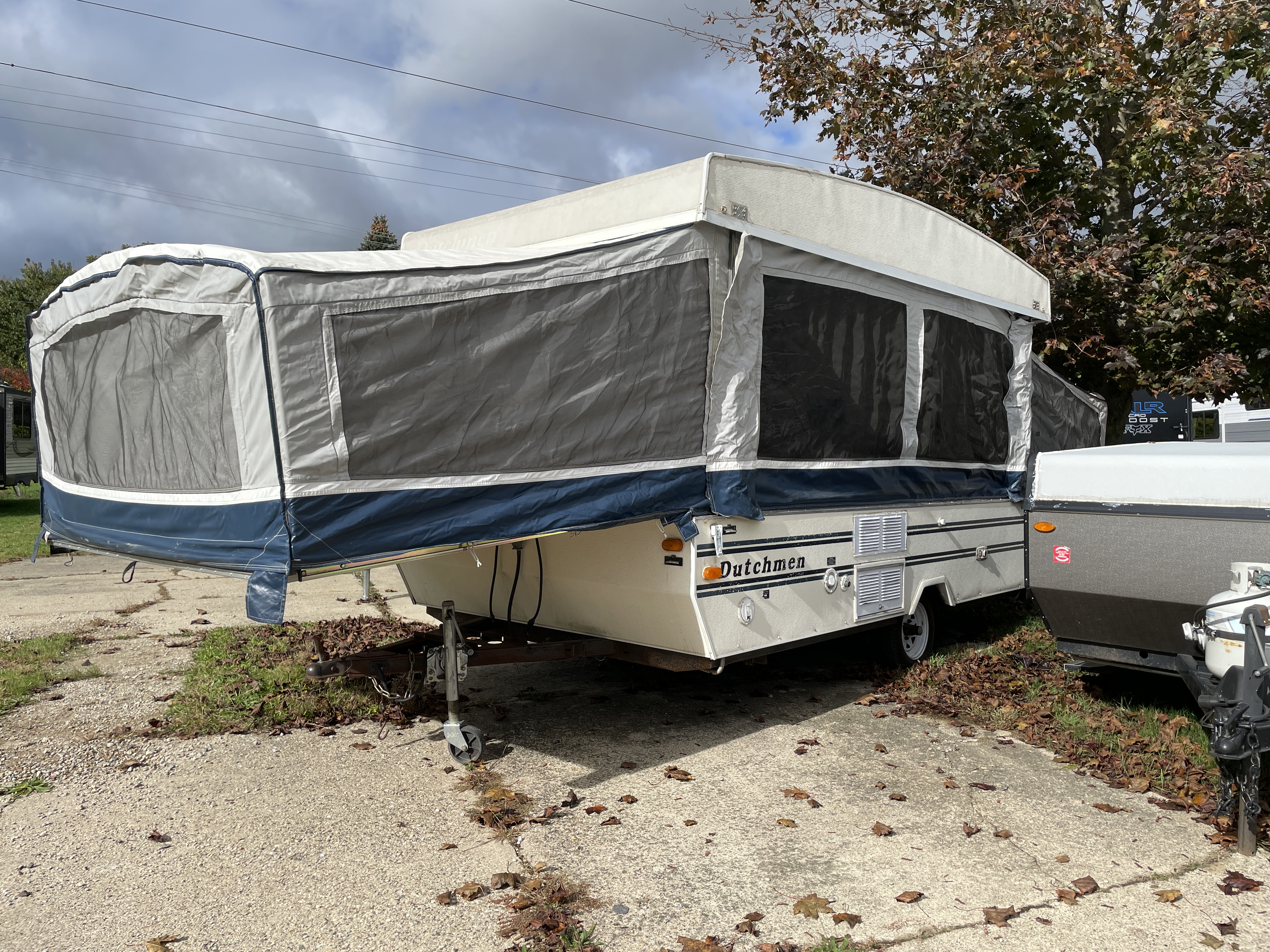 1995 Dutchmen Dutchmen 1203, $ 750