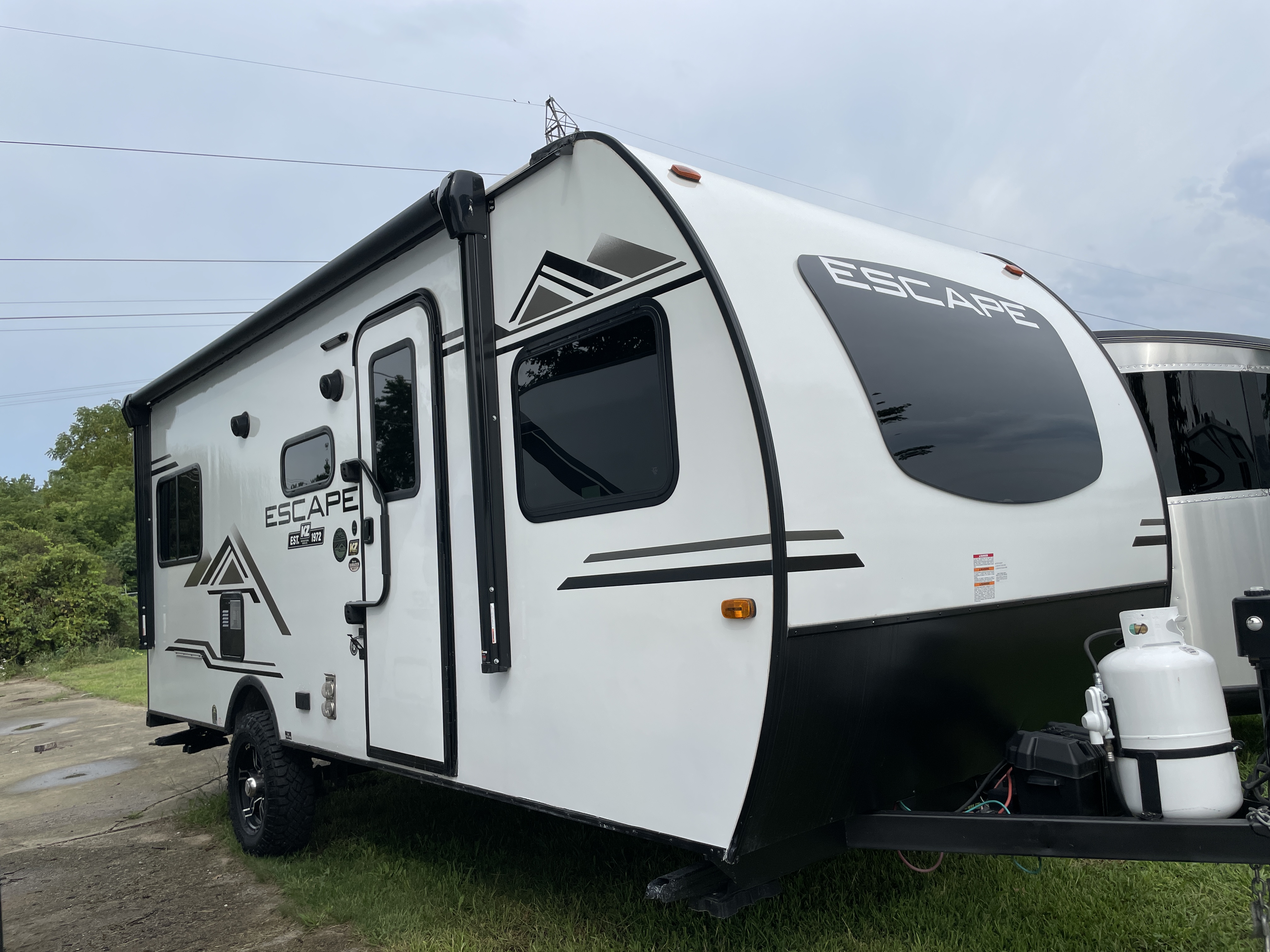 2022 KZ Escape E181RB, $ 16,990