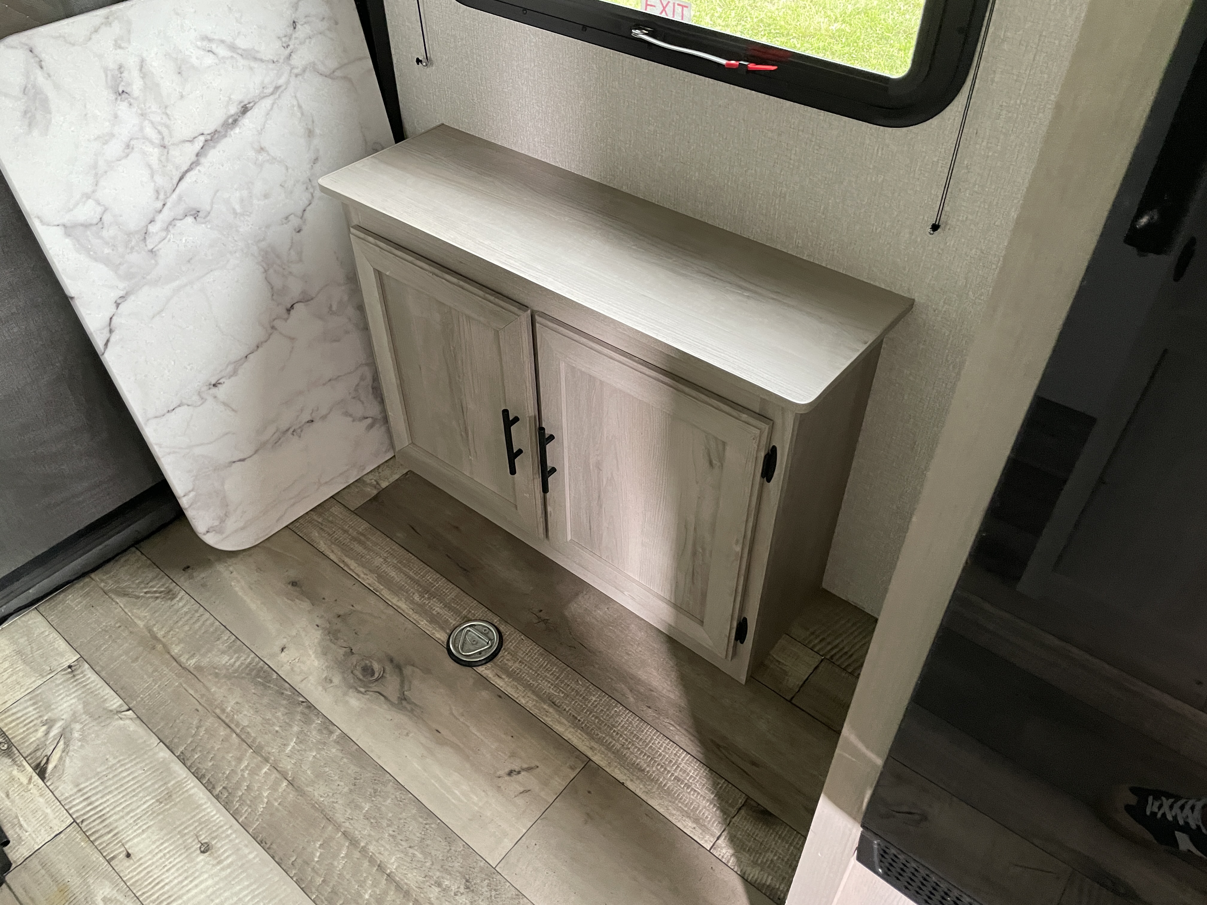 2022 KZ Escape E181RB, $ 16,990