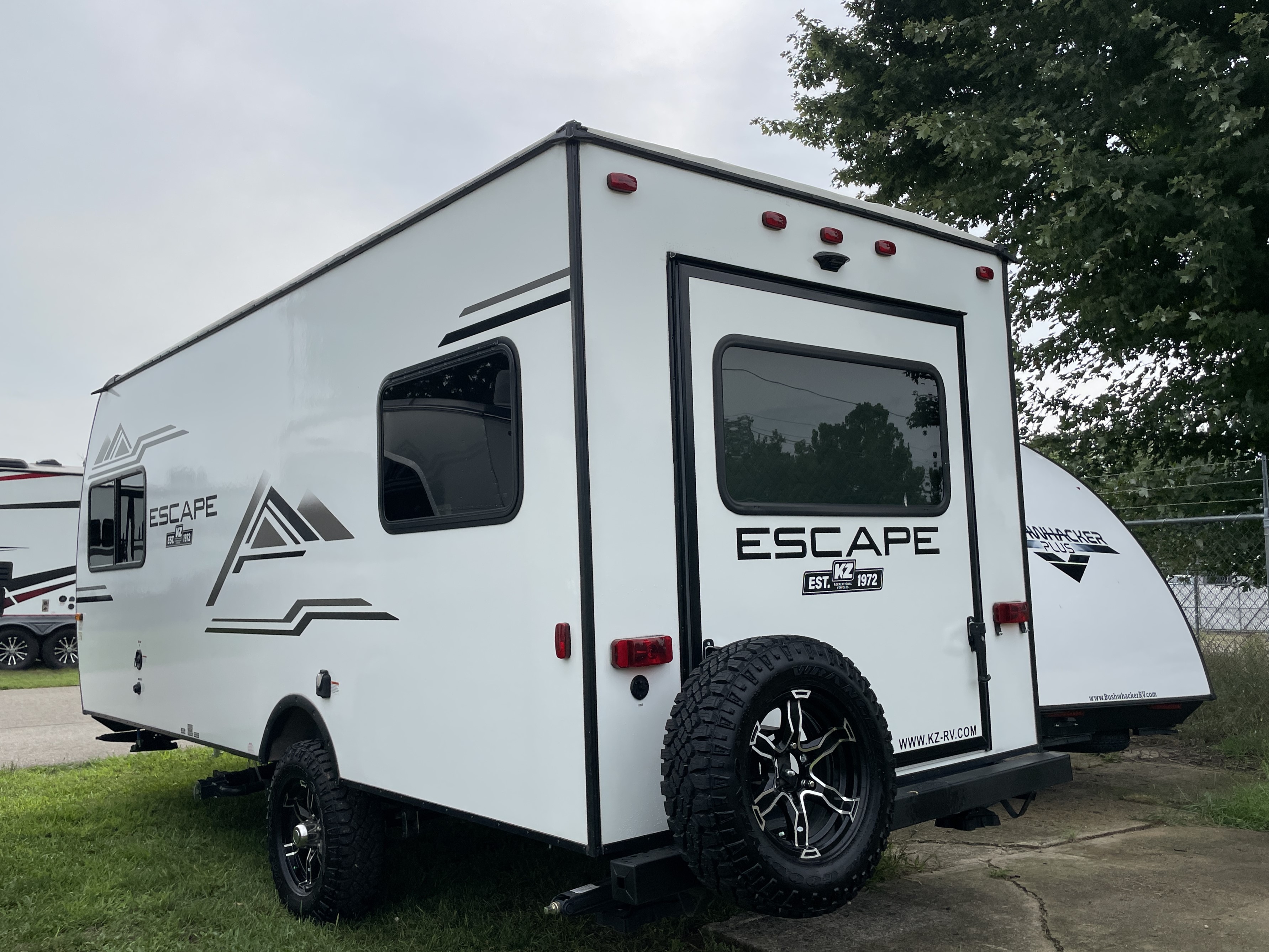 2022 KZ Escape E181RB, $ 16,990