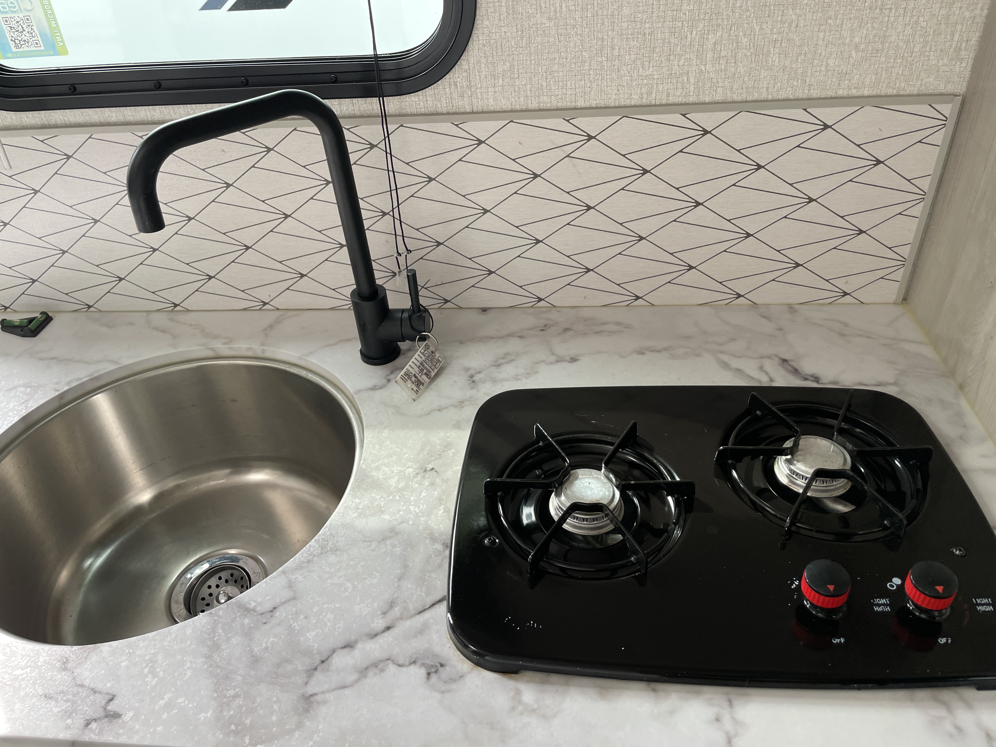 2022 KZ Escape E181RB, $ 16,990