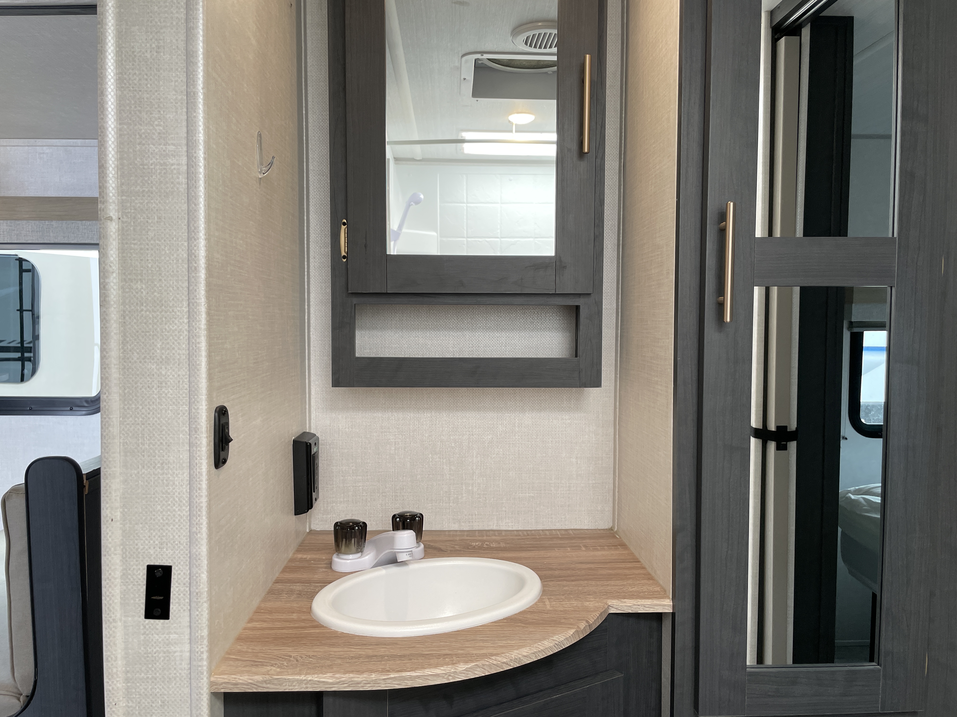 2024 Forest River R-Pod RP-202, $ 26,490
