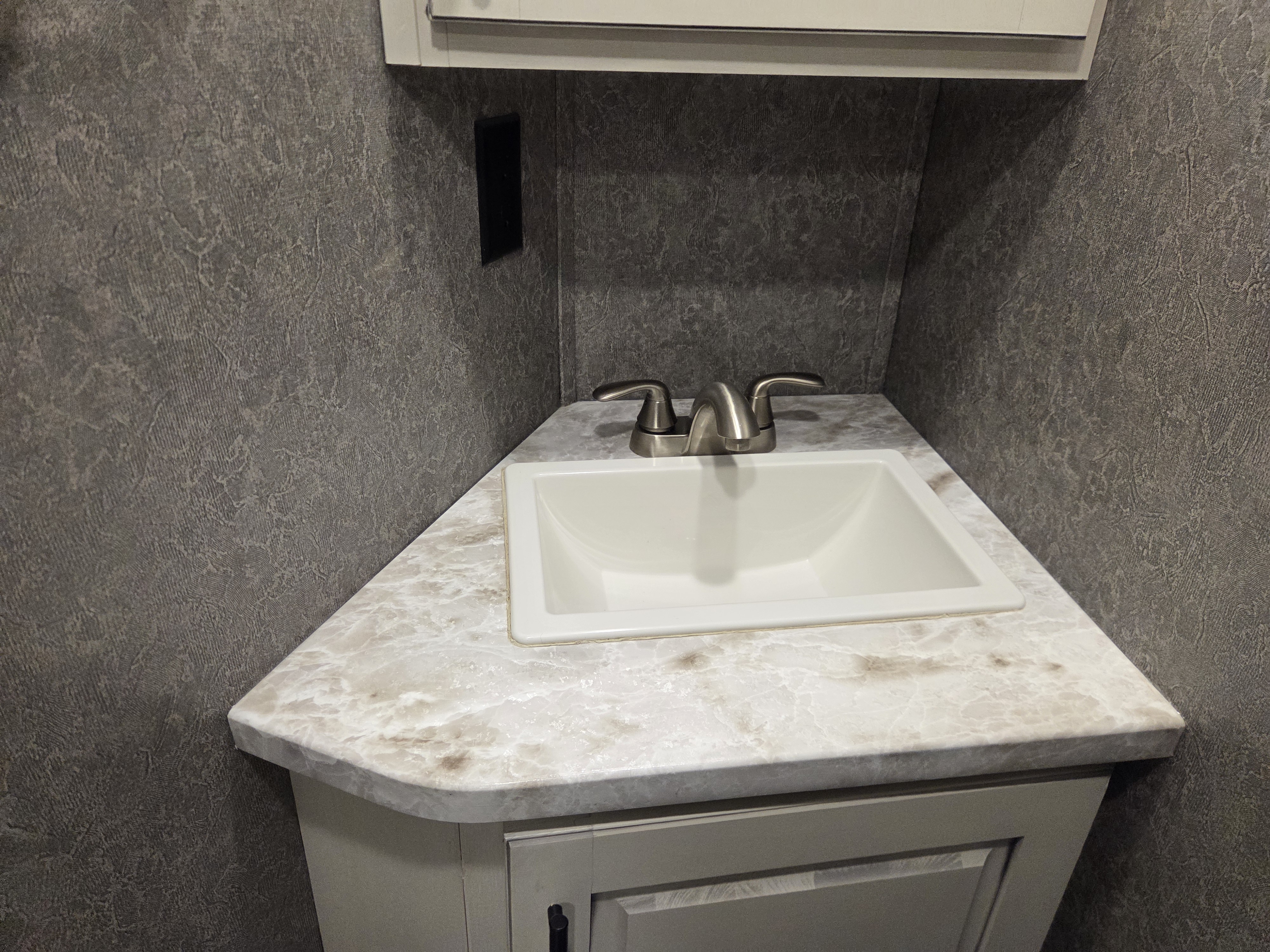 2021 Jayco Seismic 4113, $ 72,490